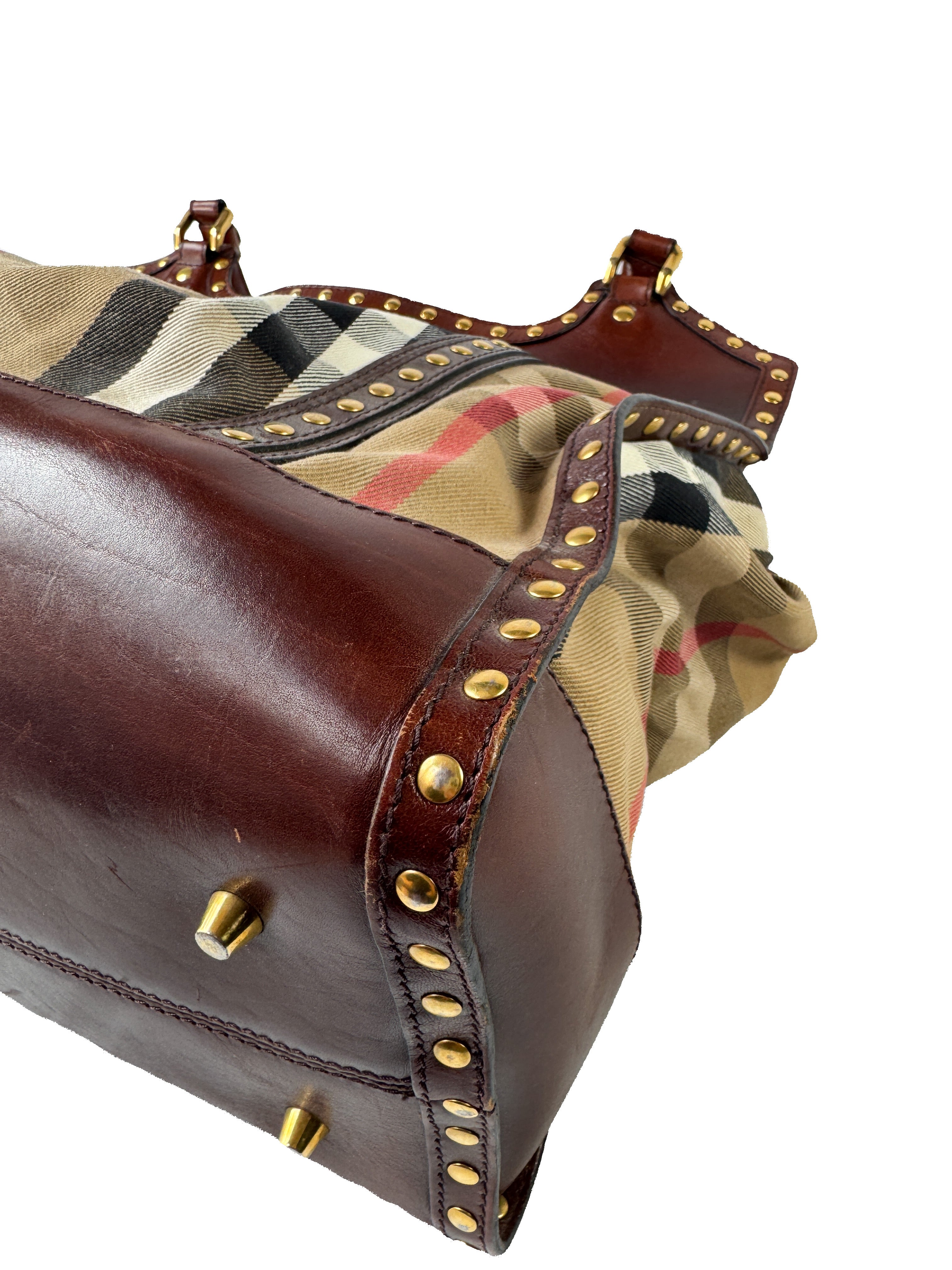 Burberry house check studded large gingham tote ITEFFEPI14SCA