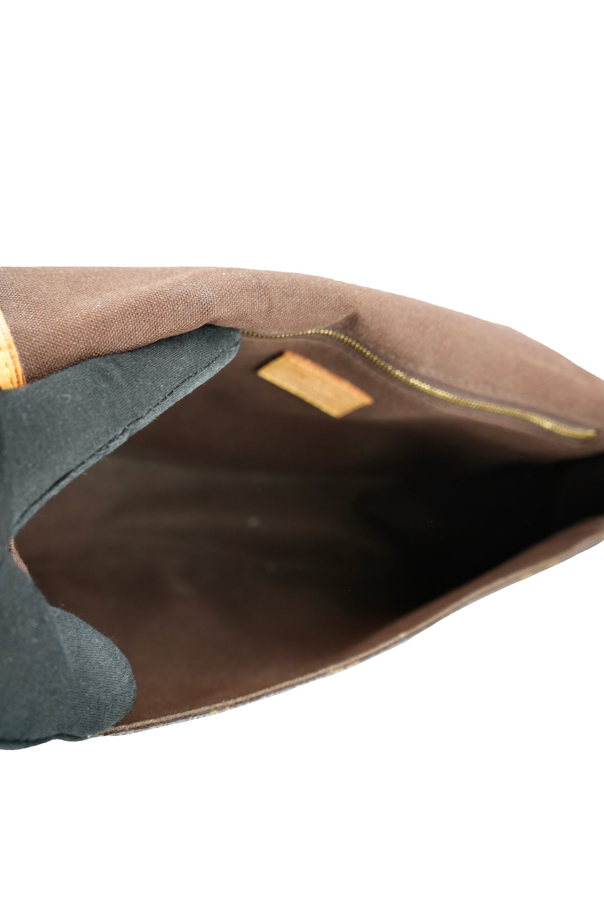 Louis Vuitton monogram Menilmontant PM DU3162