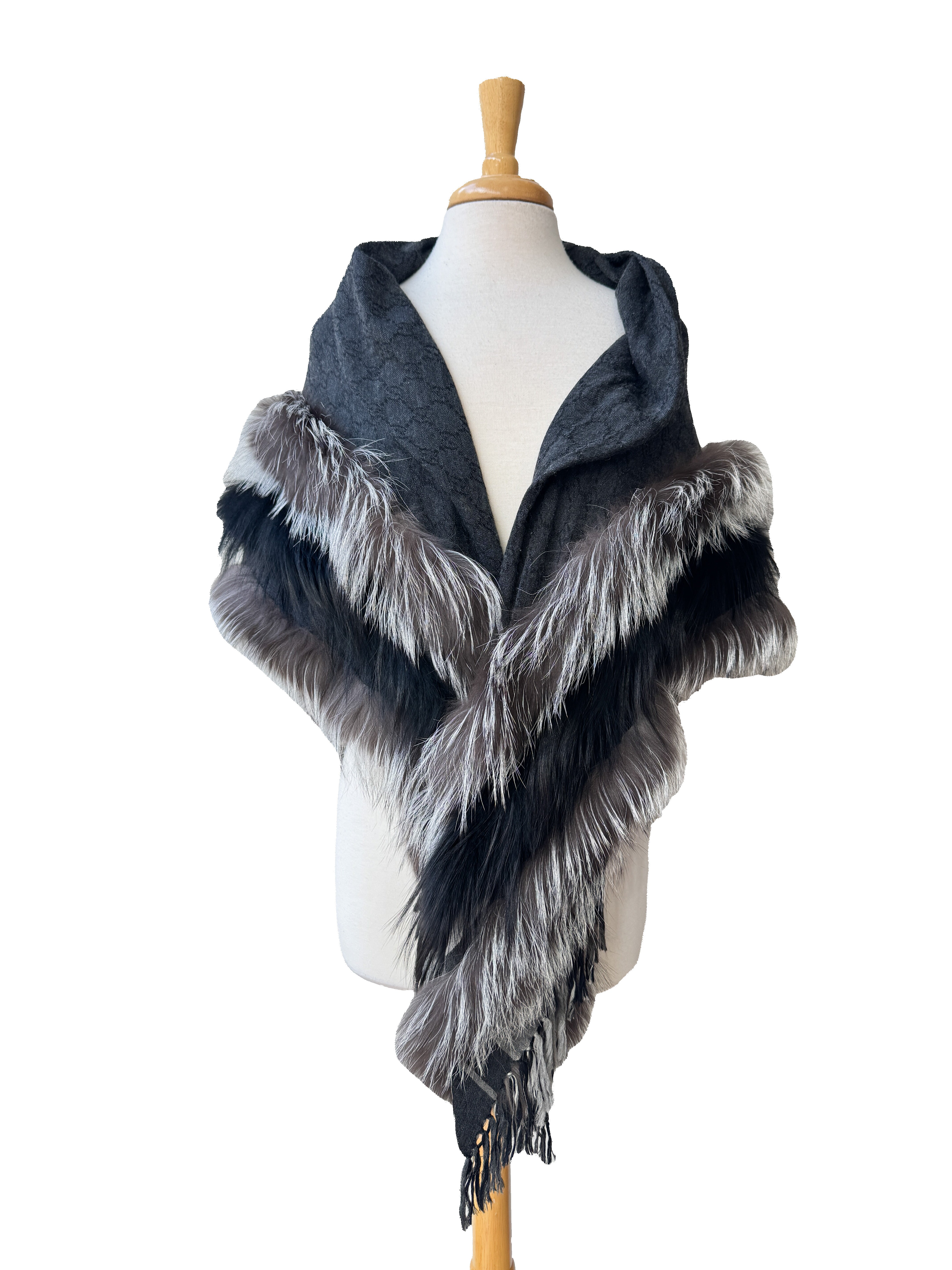 Gucci triangle cashmere and fur shawl