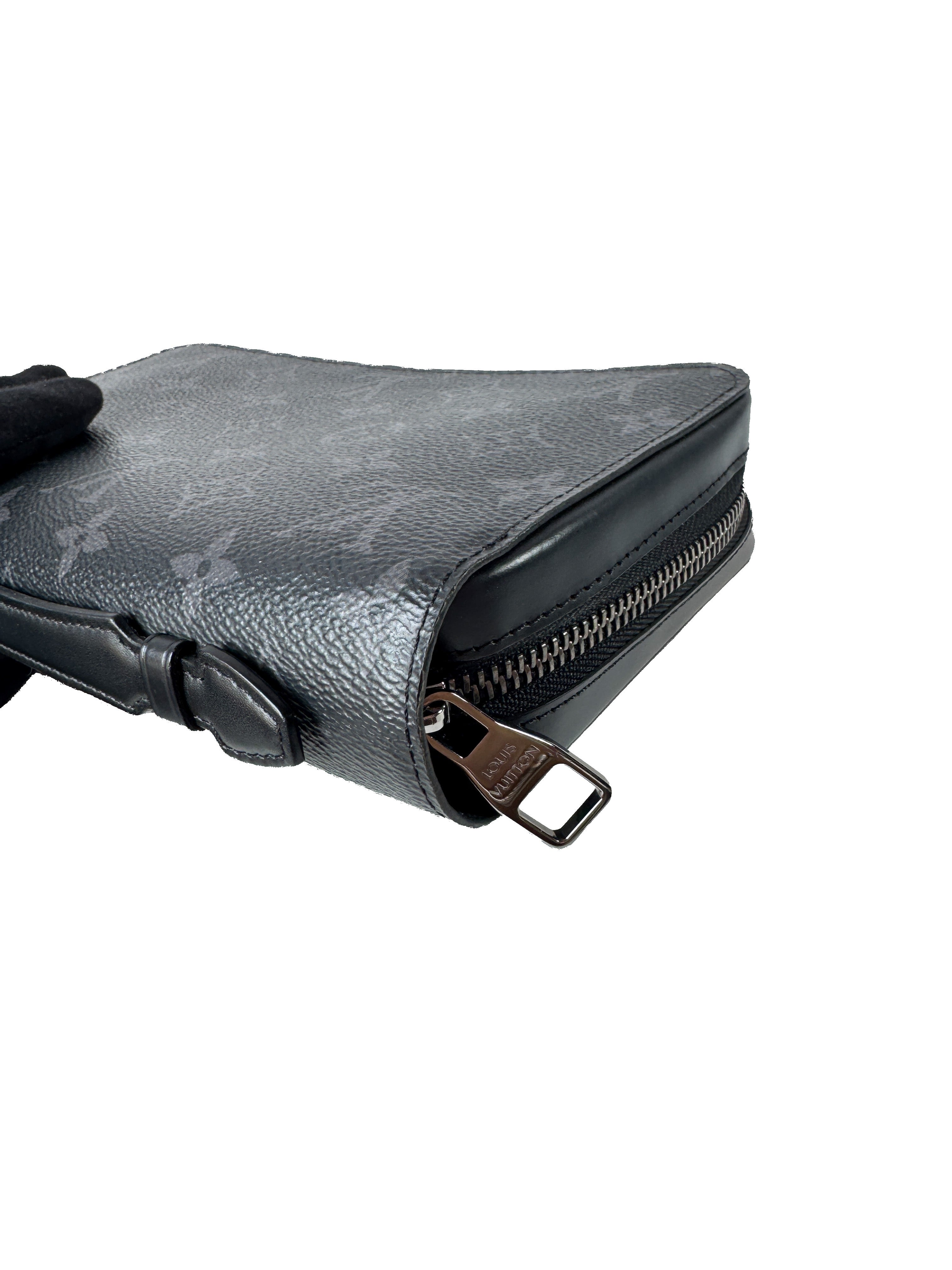 Louis Vuitton monogram eclipse xl zippy travel wallet CA4103