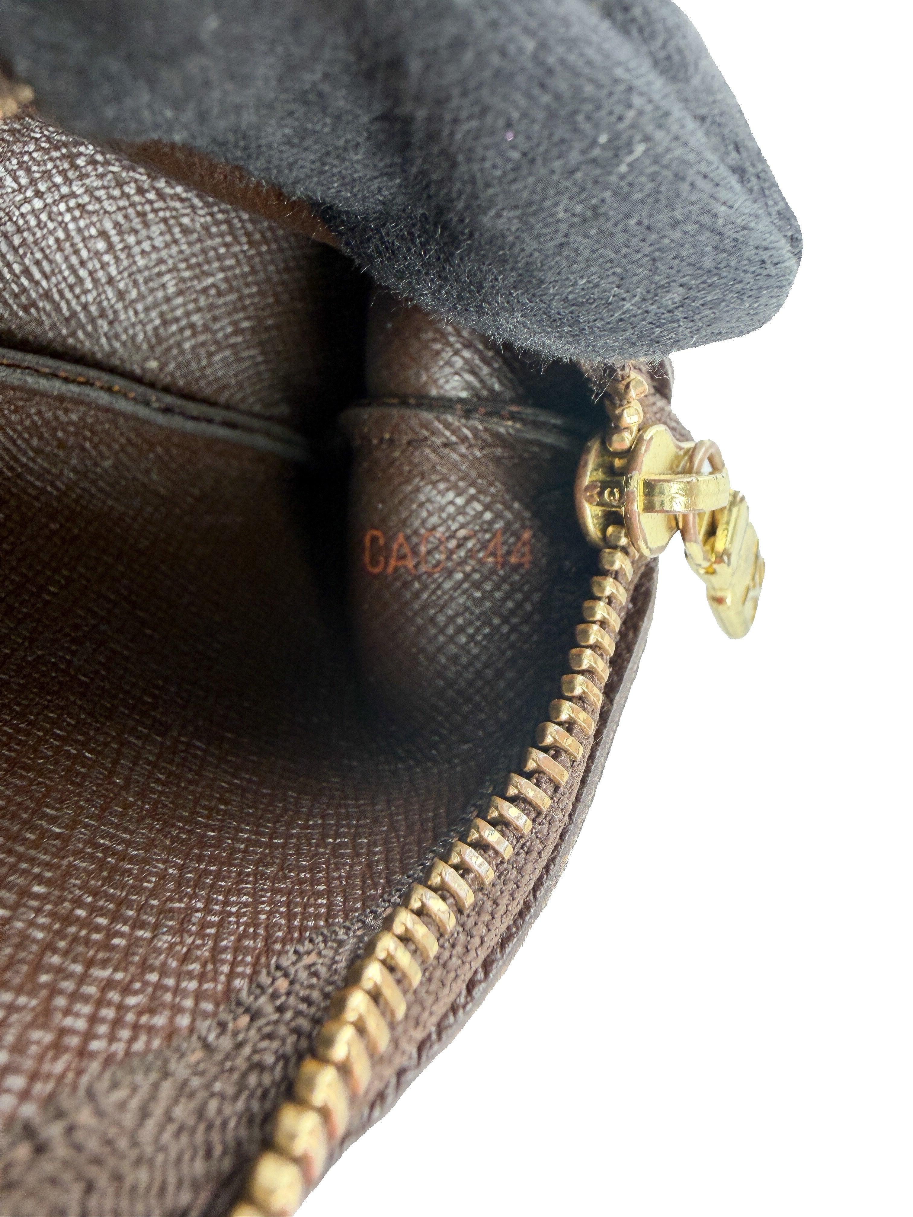 Louis Vuitton damier ebene key cles pouch CA0044