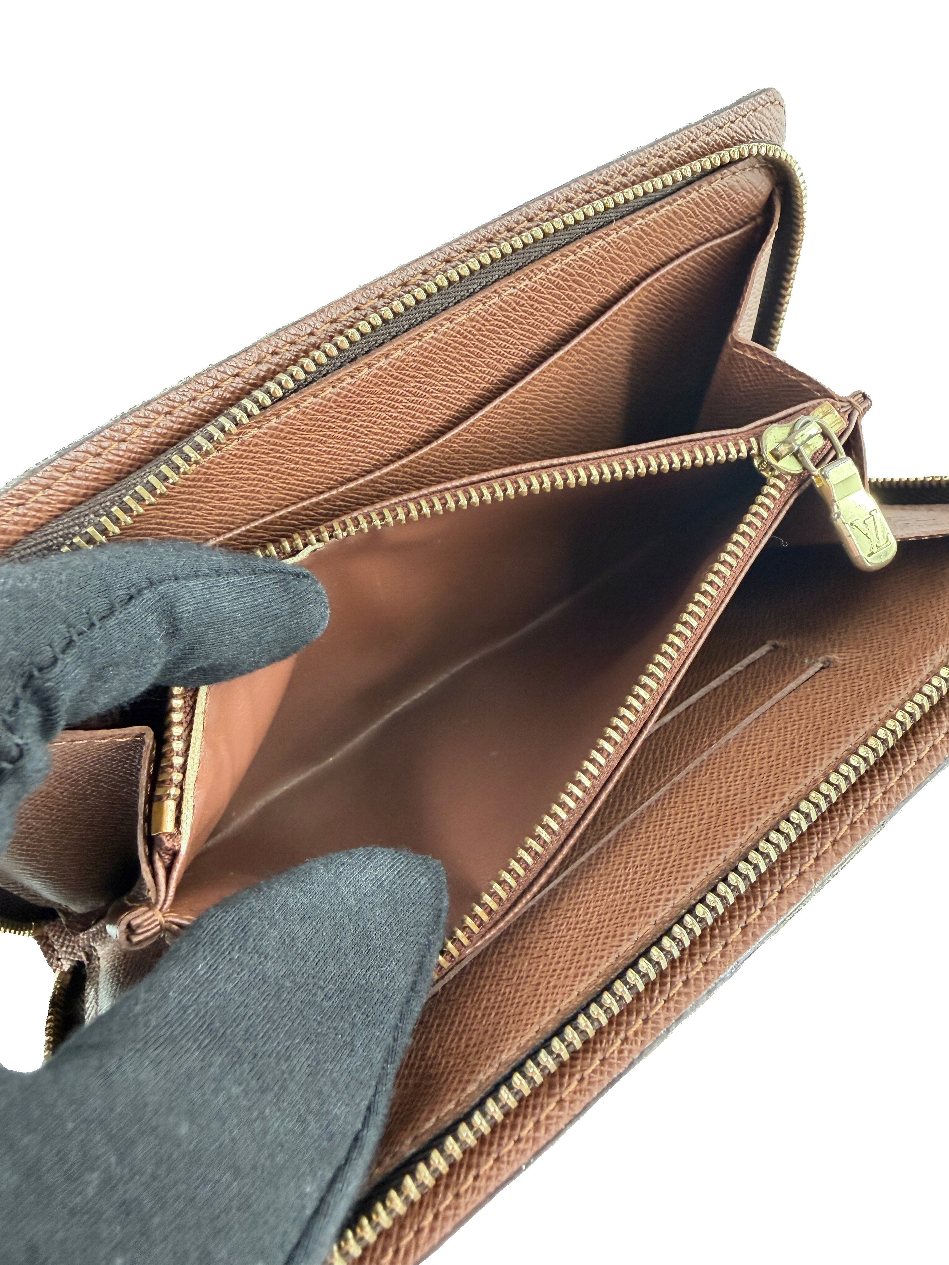 Louis Vuitton Monogram Panda Porte Monnaie Zip wallet CA0094