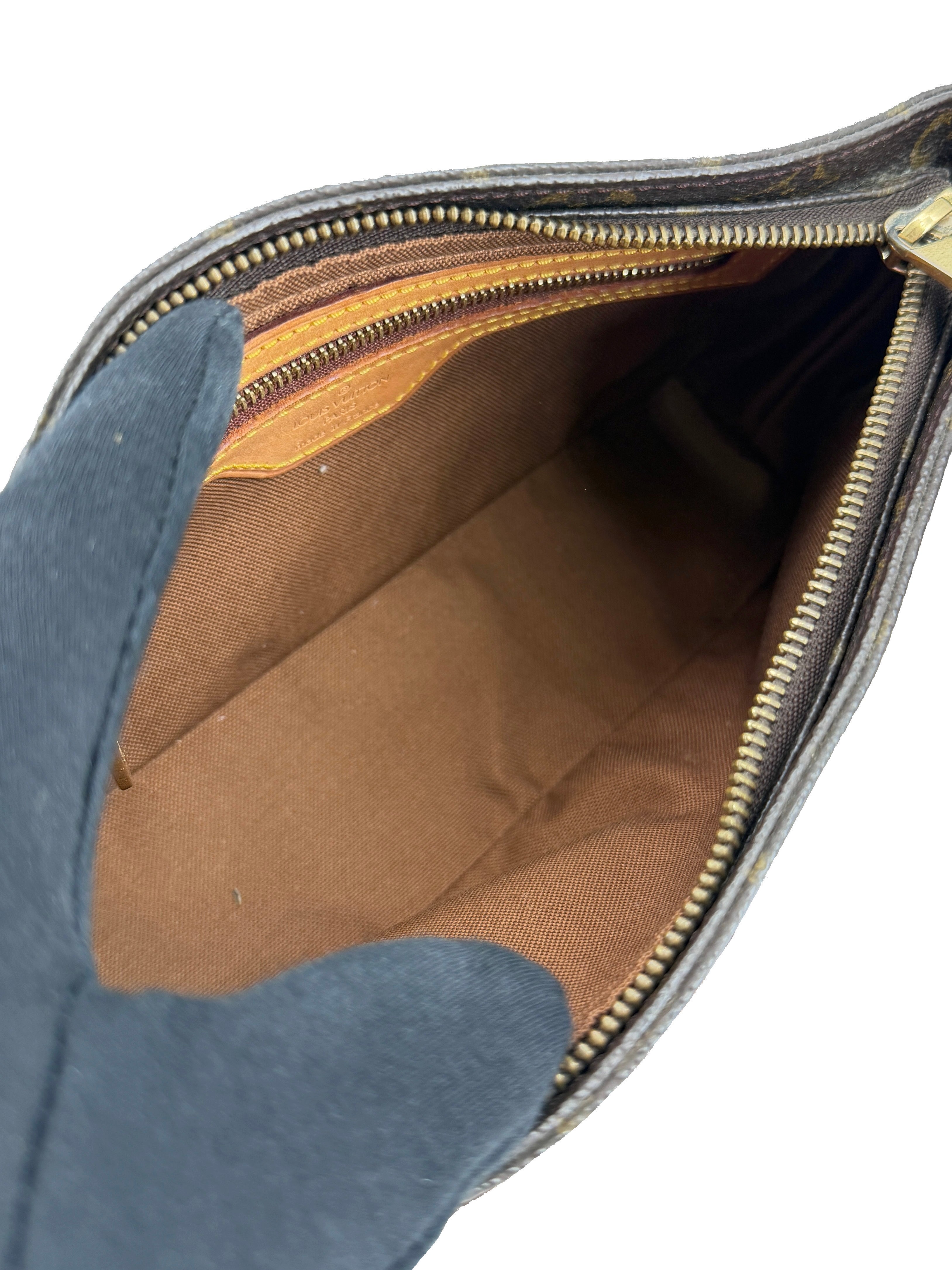 Louis Vuitton monogram Trotteur AR0051