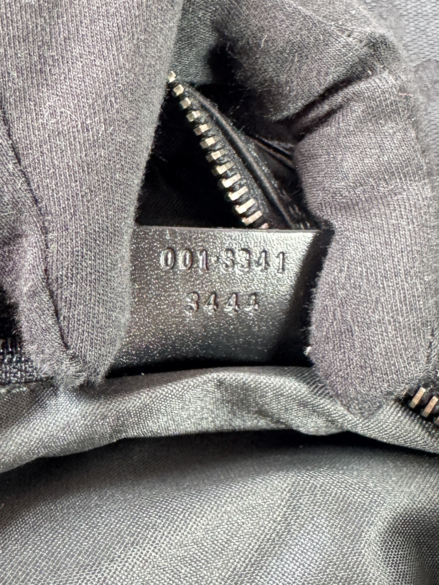 Gucci black GG attache vintage shoulder bag 001 3341 3444