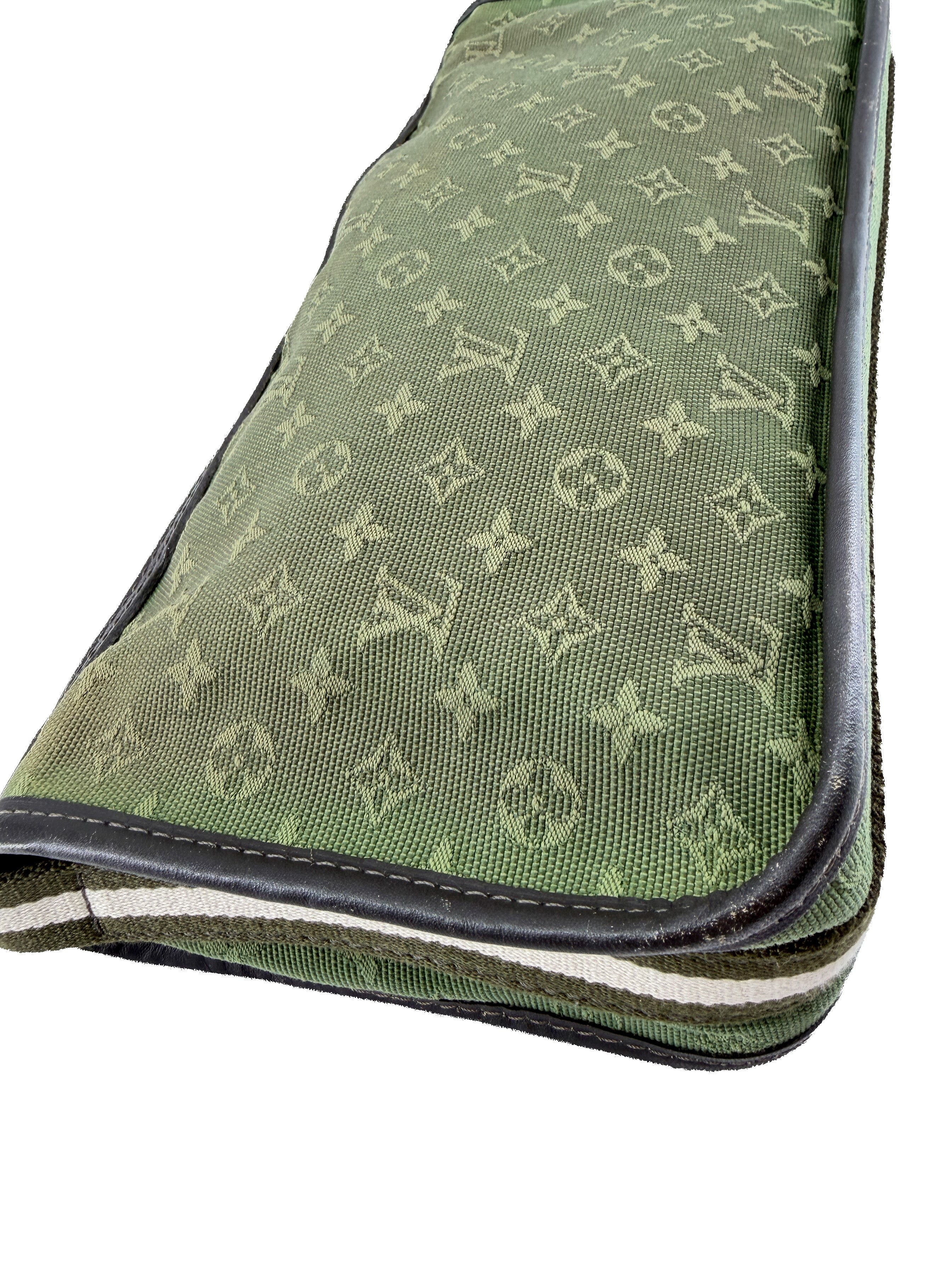 Louis Vuitton green mini lin Pochette Kathleen TH0054