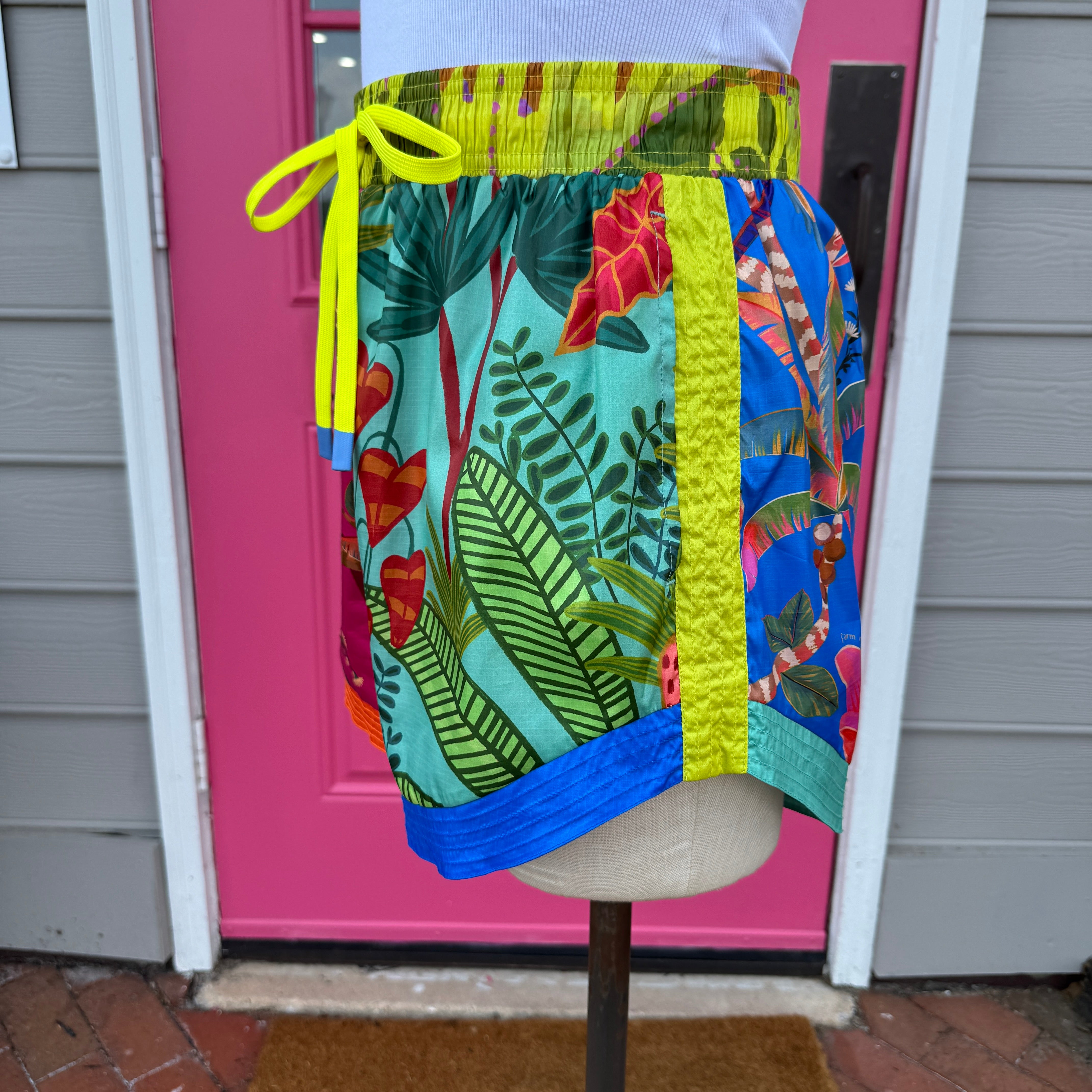 FARM RIO multicolor print nylon shorts size S