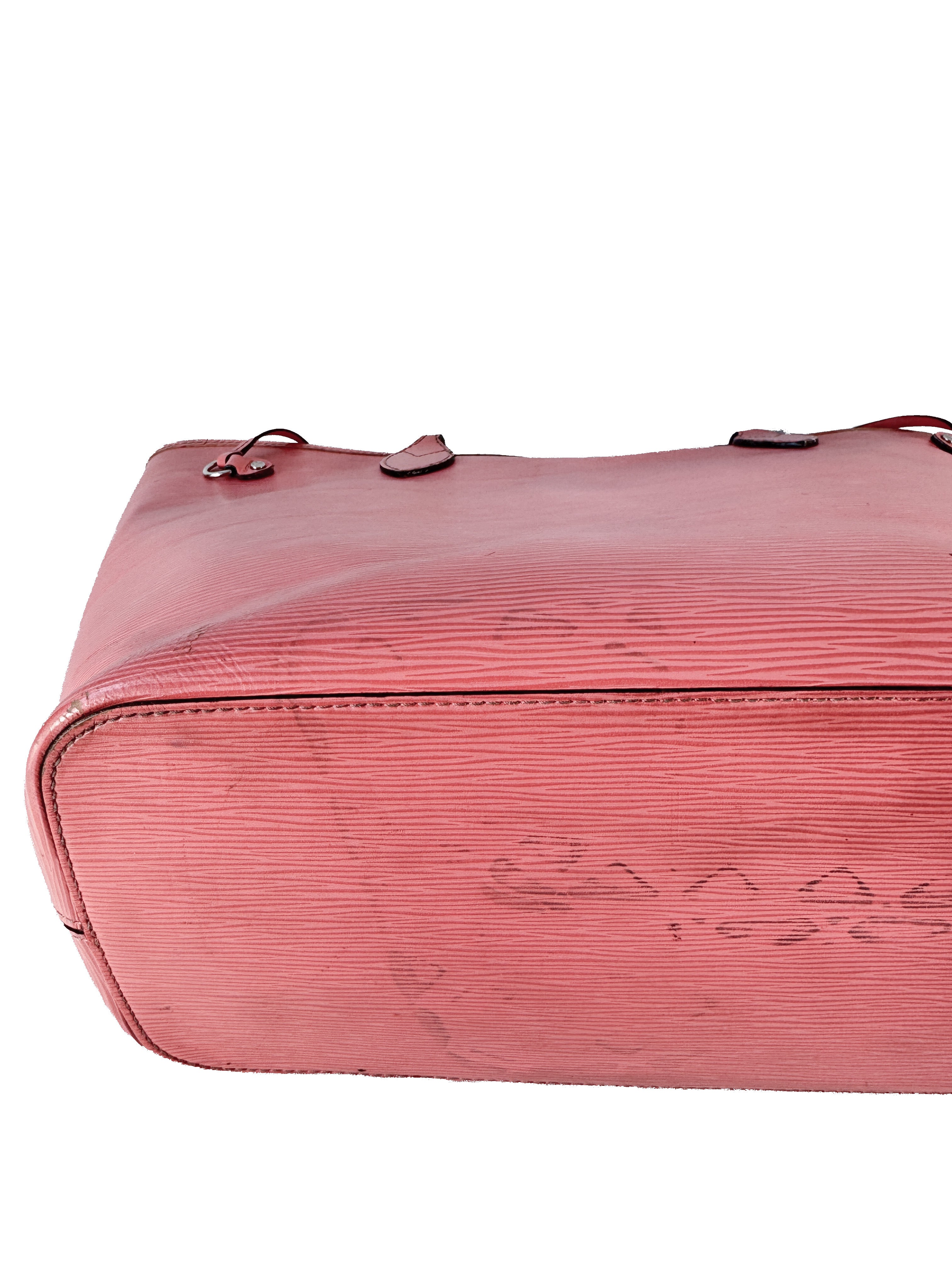 Louis Vuitton coral pink epi Neverfull MM SR0174 **as is**