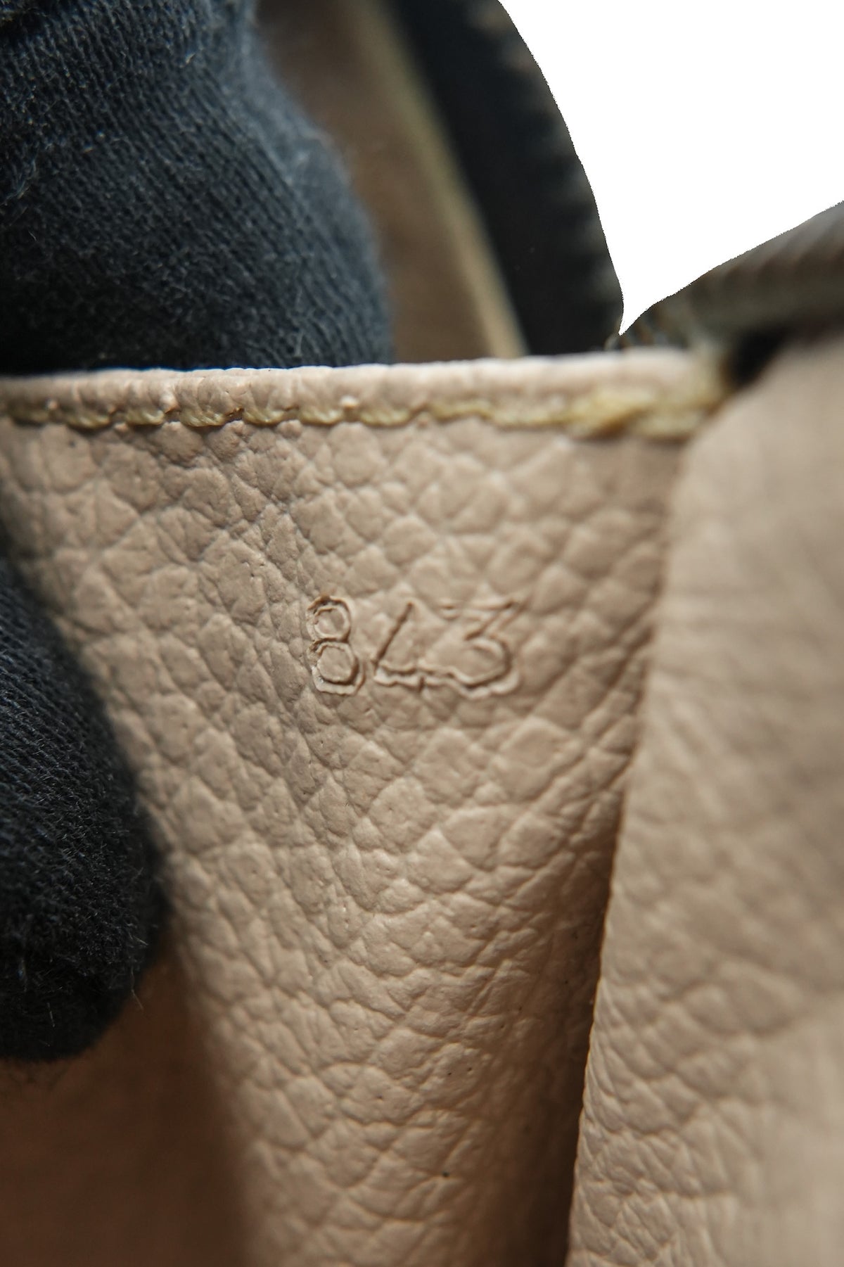 Louis Vuitton monogram trousse toilette 23 pouch 843