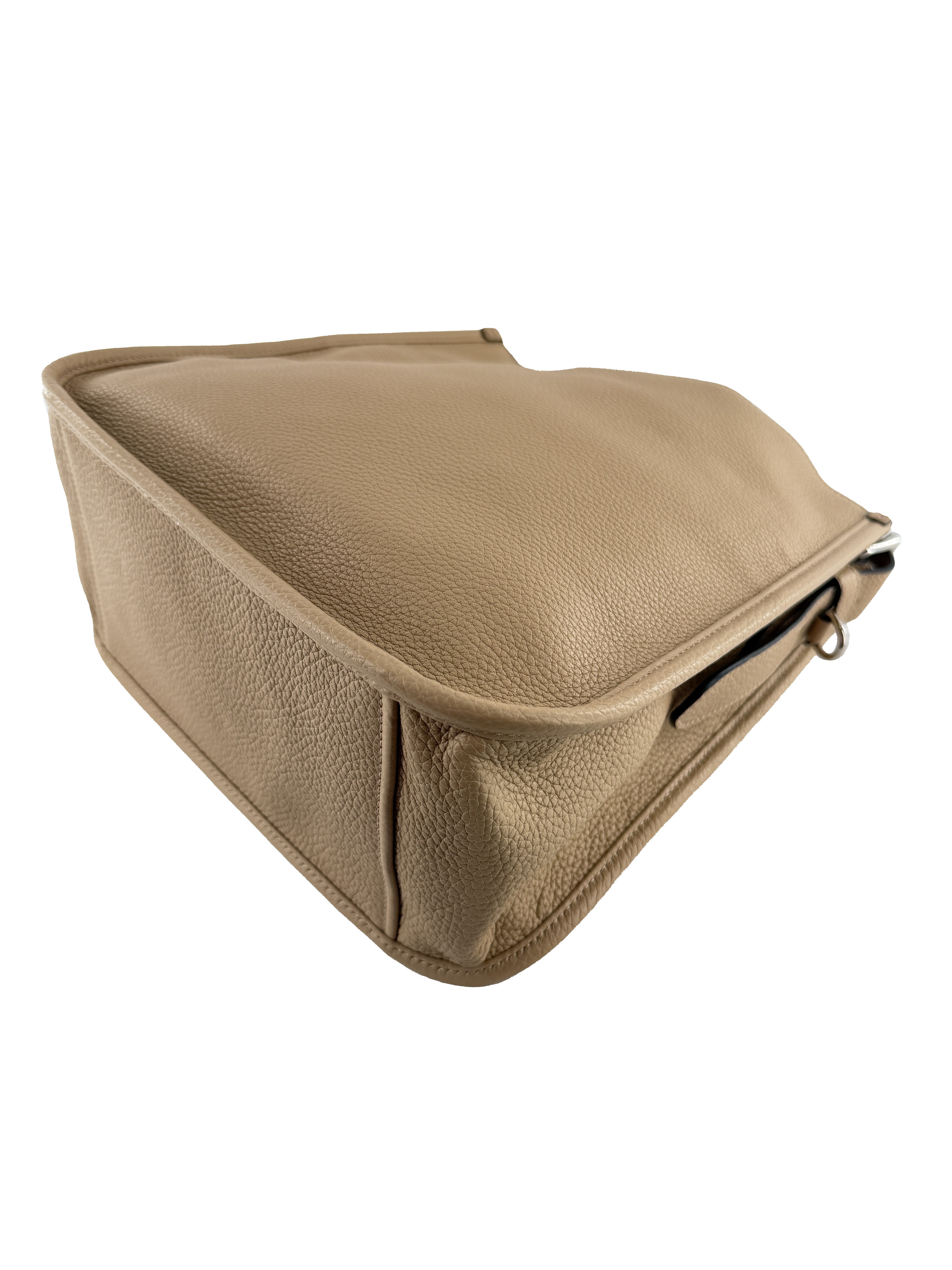 Prada beige leather logo crossbody medium 31 7