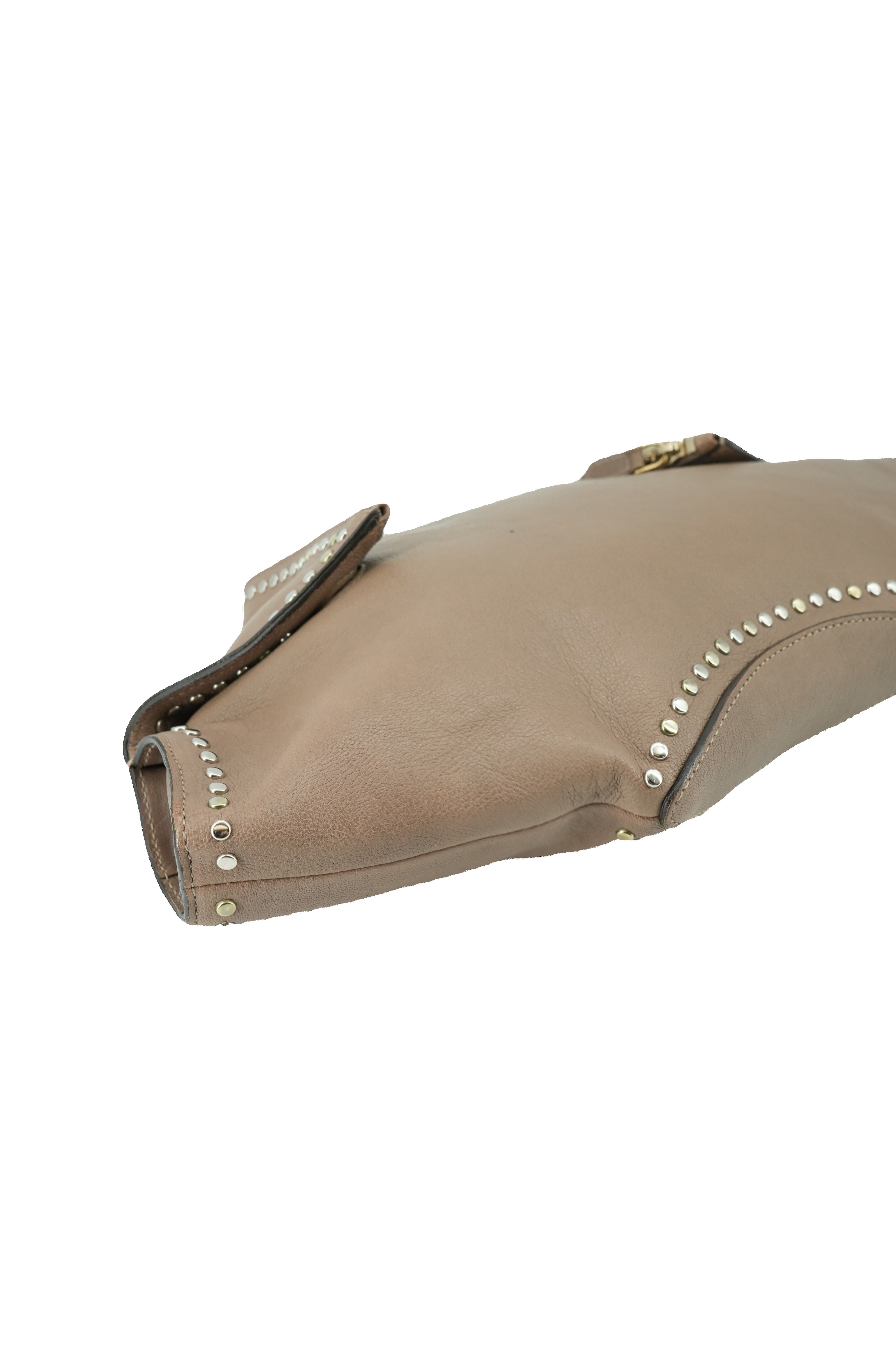 Alexander McQueen taupe leather De Manta clutch 240607-204991
