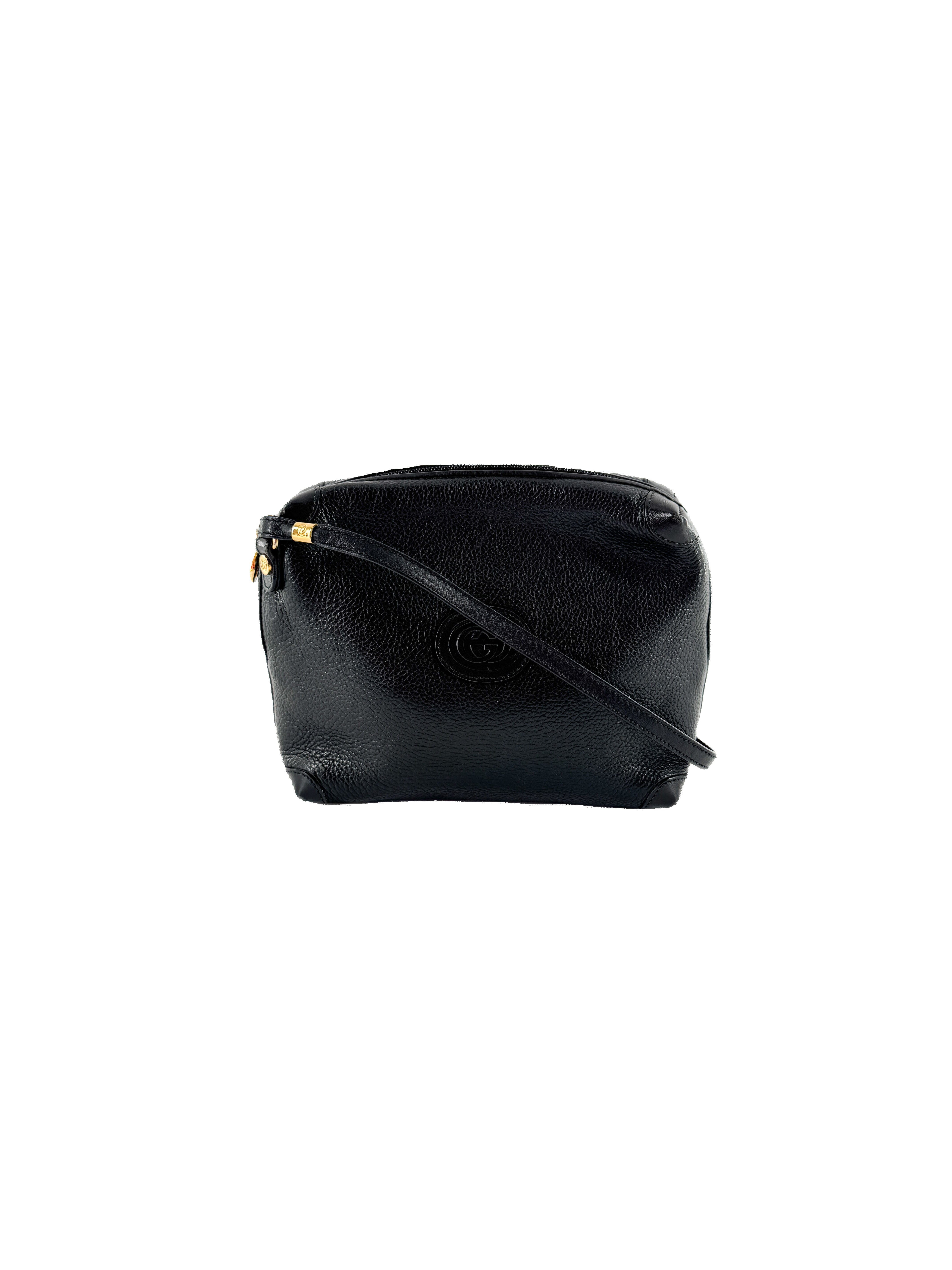 Gucci black vintage leather crossbody 007-104-0093