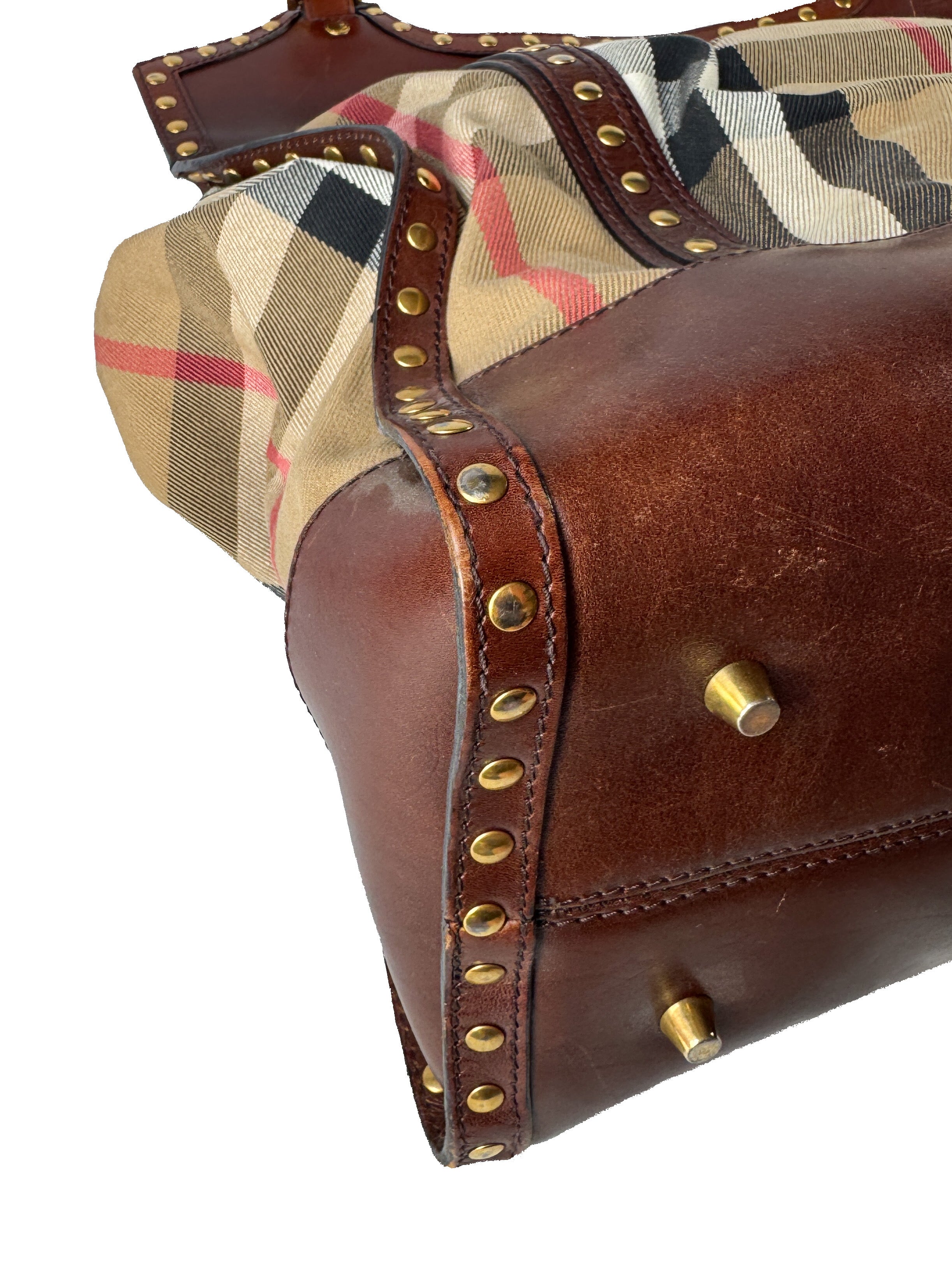 Burberry house check studded large gingham tote ITEFFEPI14SCA