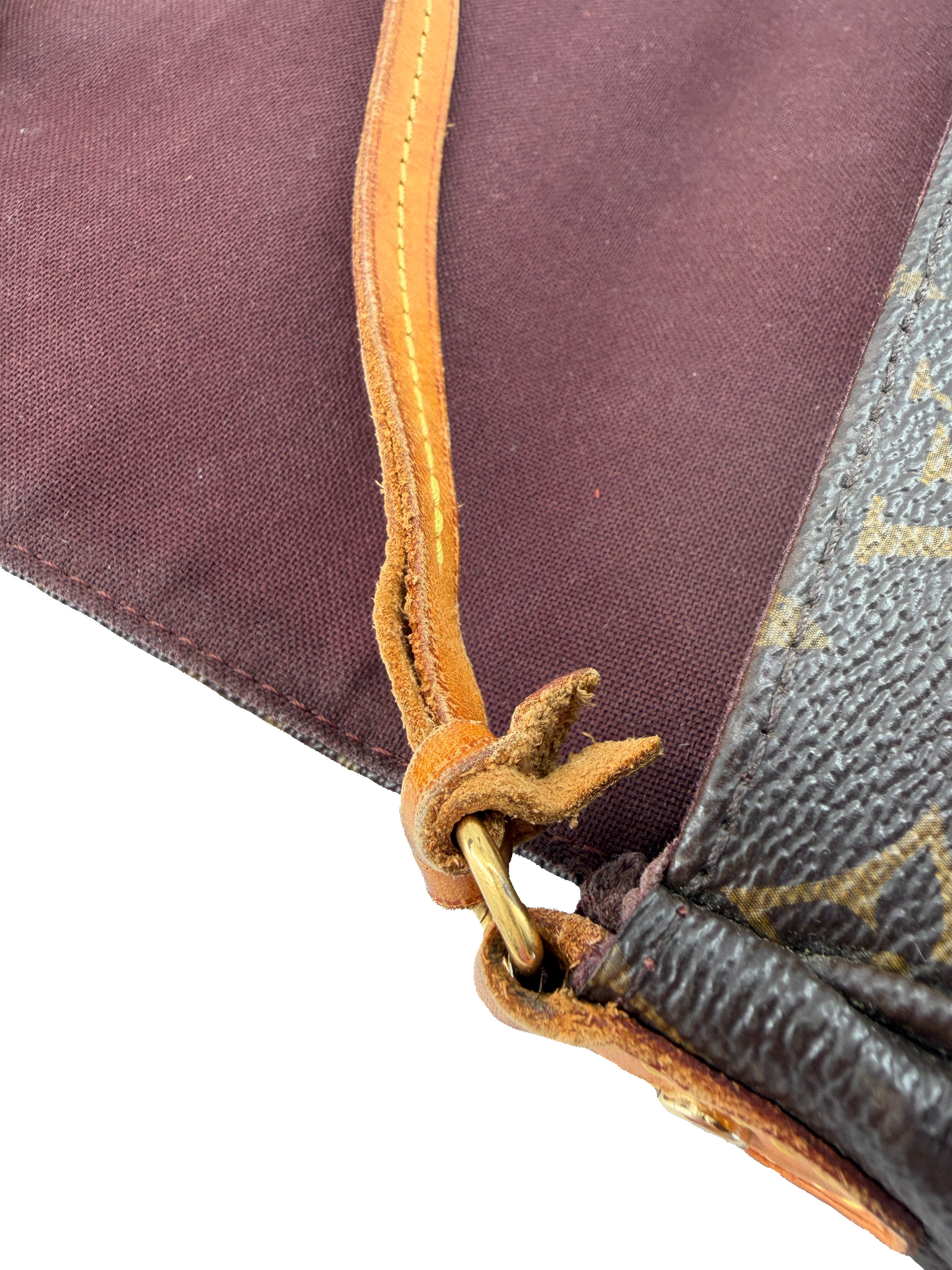 Louis Vuitton monogram Favorite DU2164