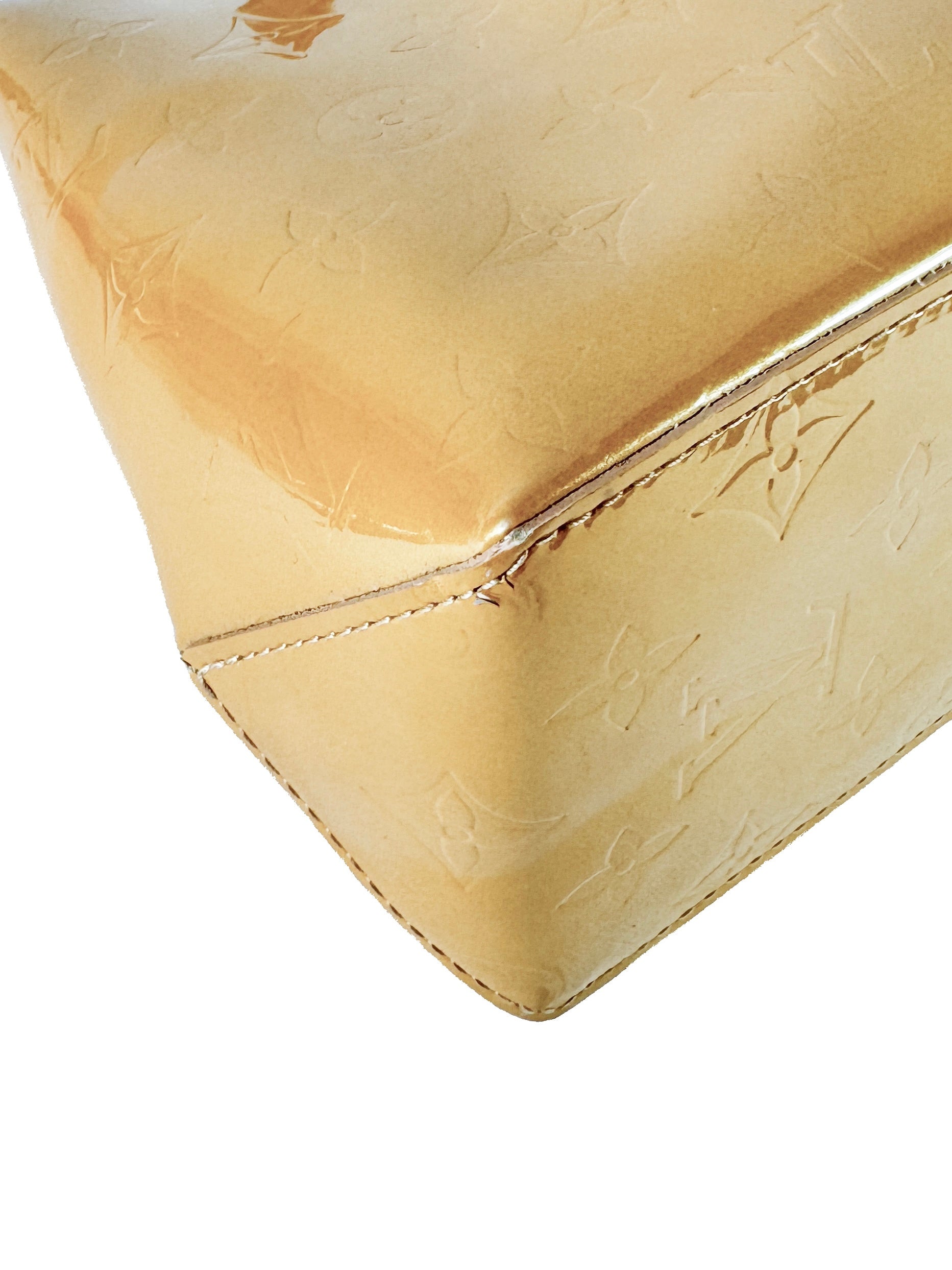 Louis Vuitton monogram Noisette Vernis Reade PM MI0016