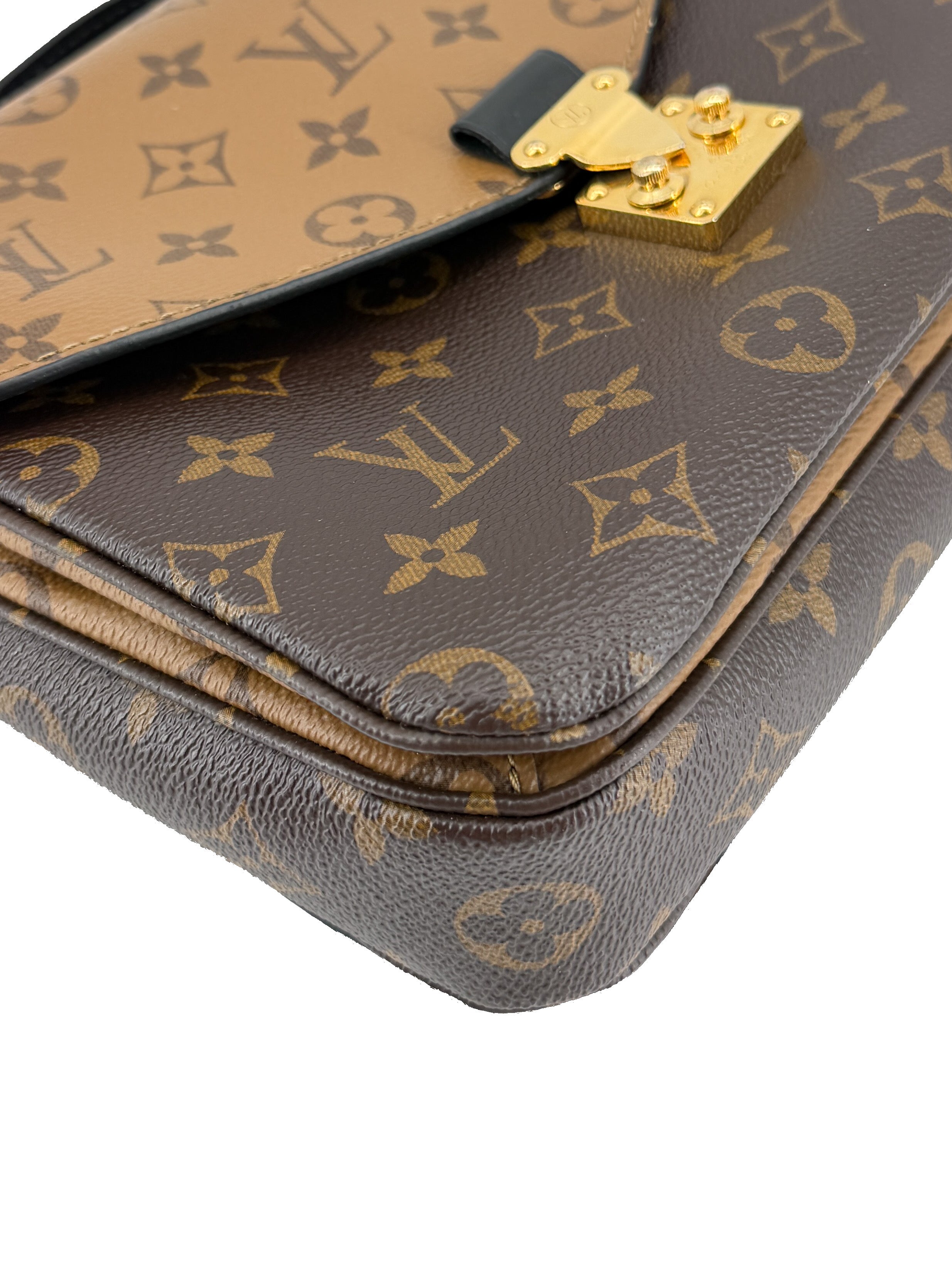 Louis Vuitton reverse monogram Pochette Metis SD0159