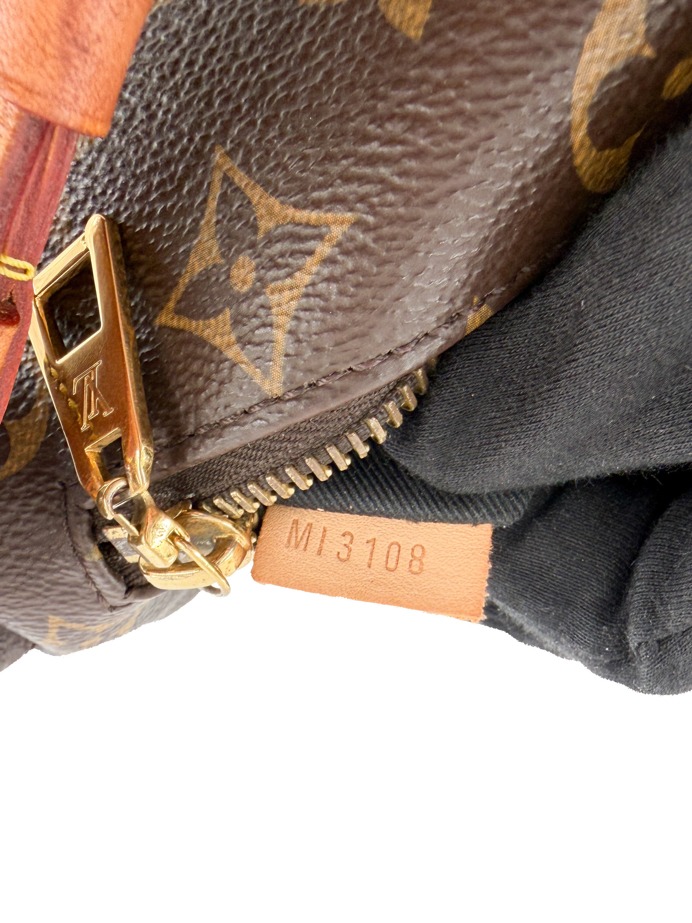 Louis Vuitton Bum Bag Monogram Canvas MI3108