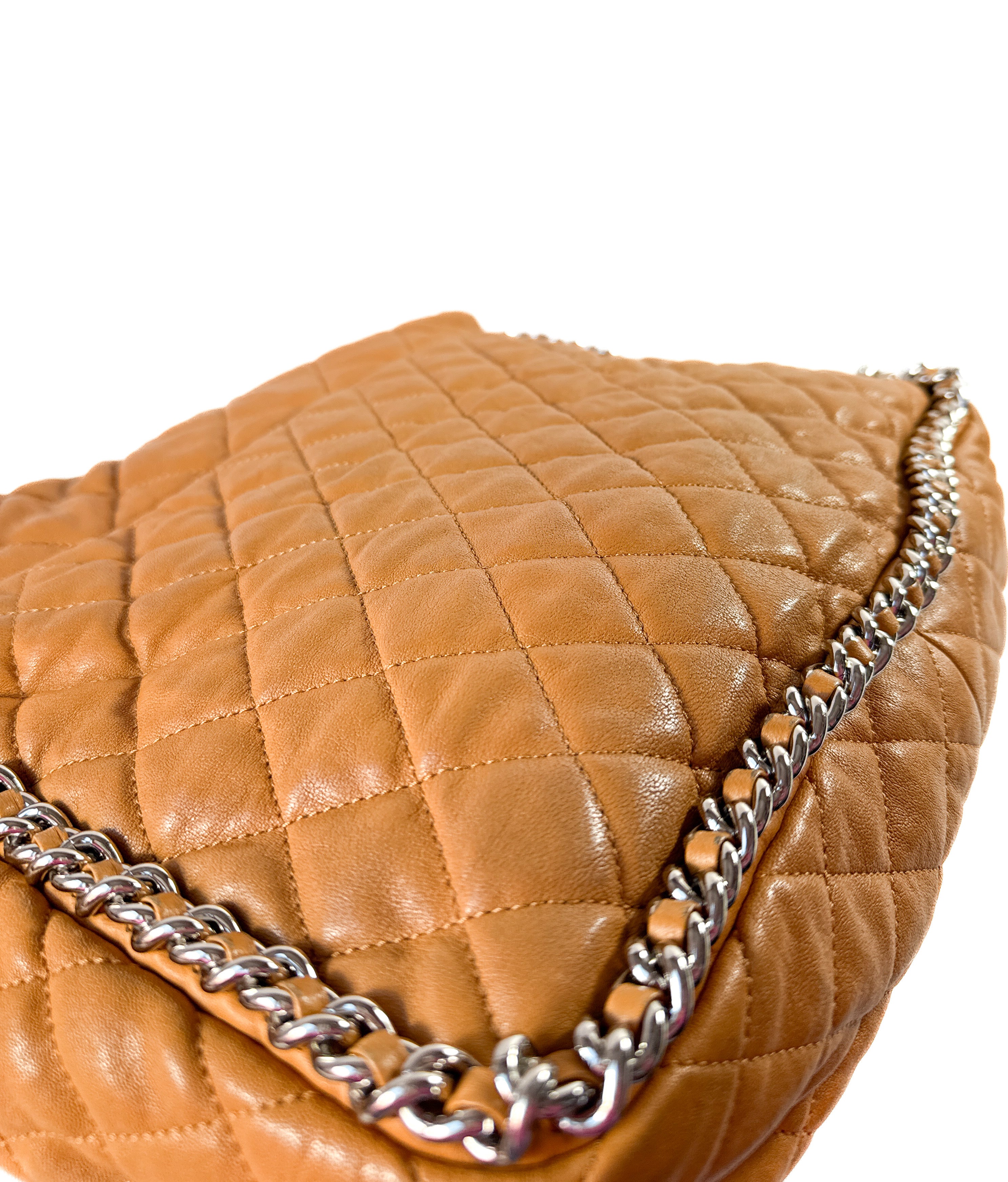Chanel brown quilted chain around maxi flap shoulder bag 17236173