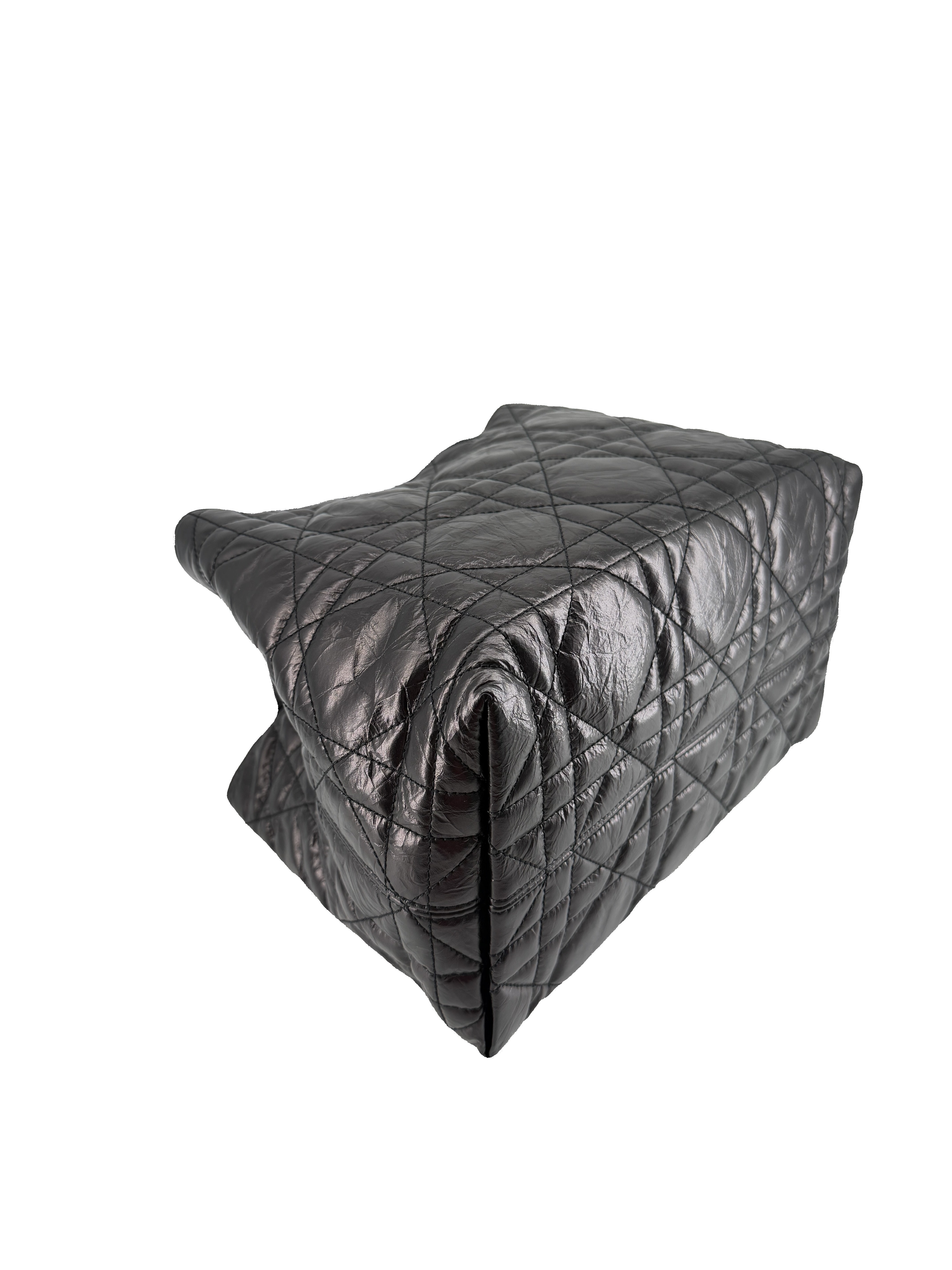 Dior black medium Toujours tote 40-MA-1223