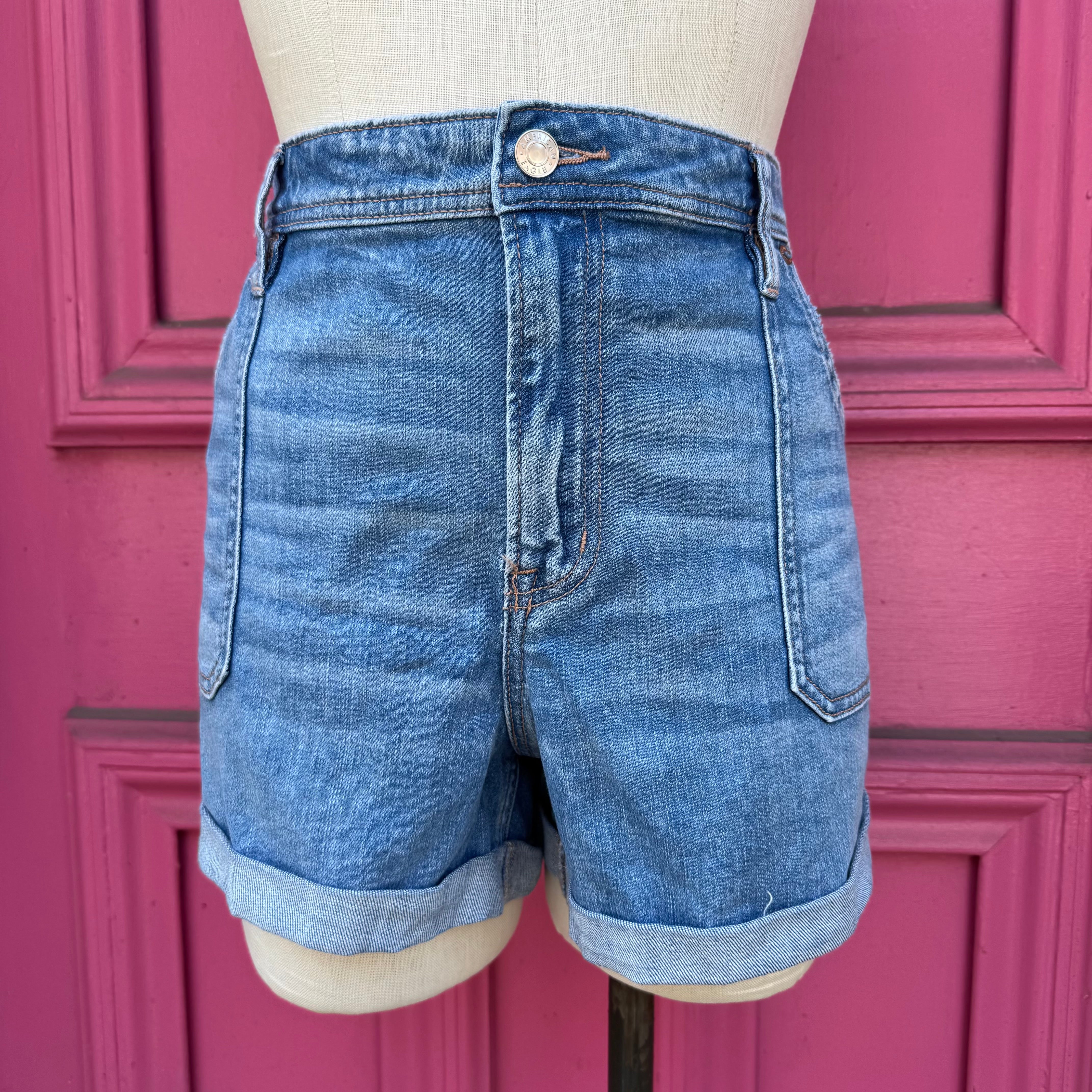 American Eagle easy shortie denim shorts size 18