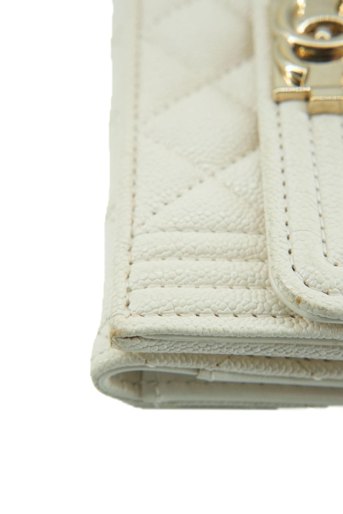 Chanel off white leather Boy compact wallet 28705204