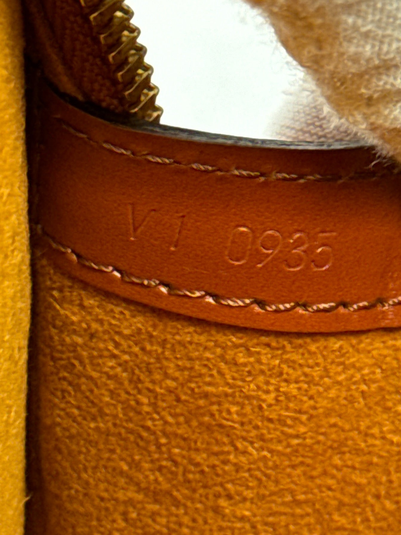 Louis Vuitton black & brown epi Lussac Toldeo bag VI0935