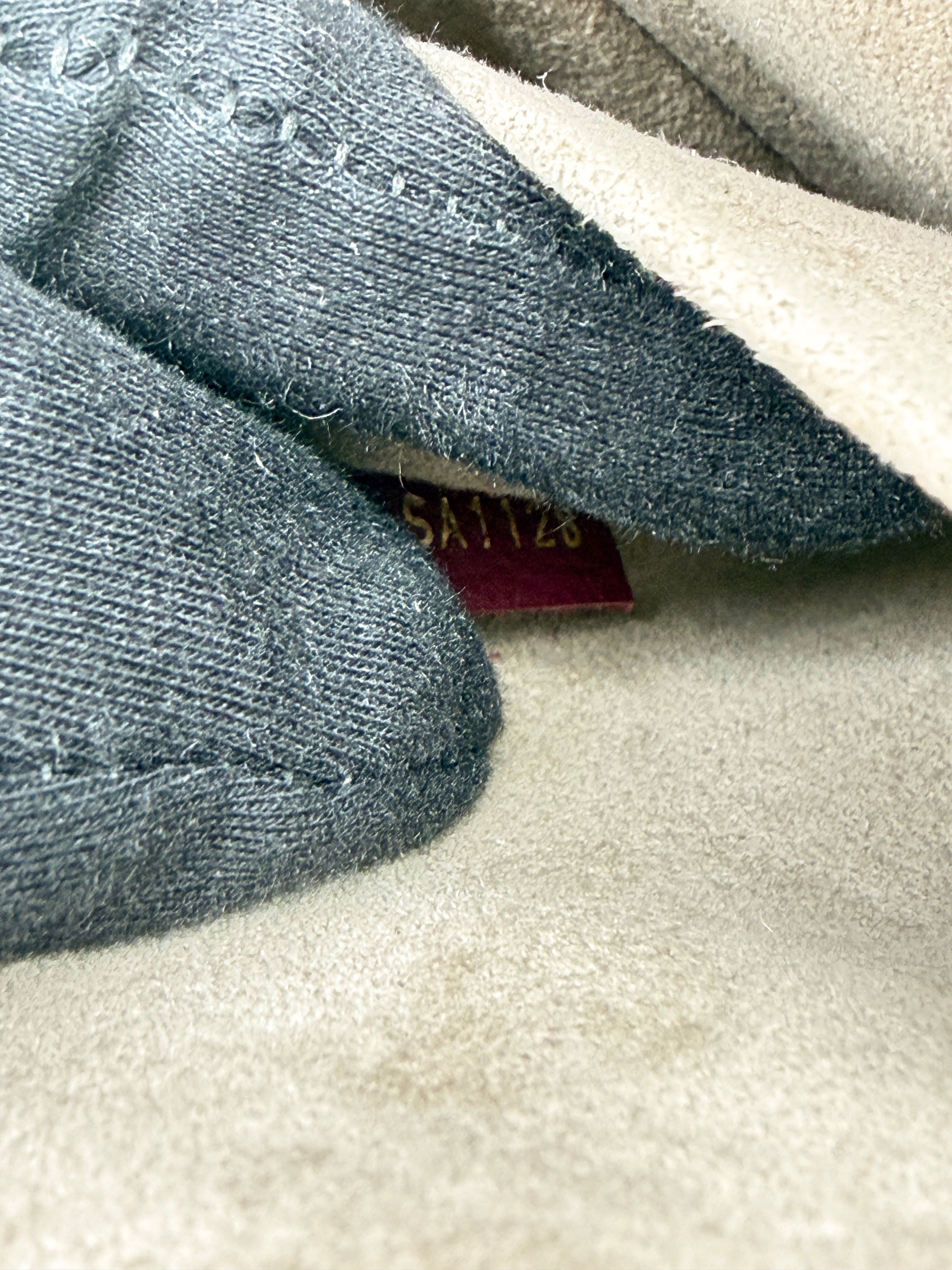 Louis Vuitton Clapton Handbag Damier and Leather PM SA1128