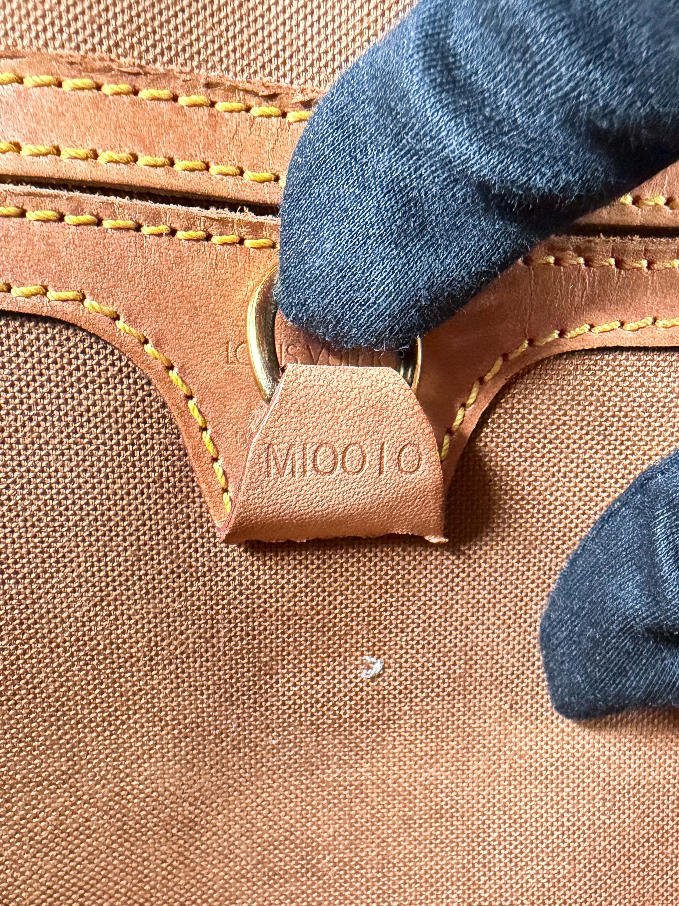 Louis Vuitton monogram Ellipse MM MI0010