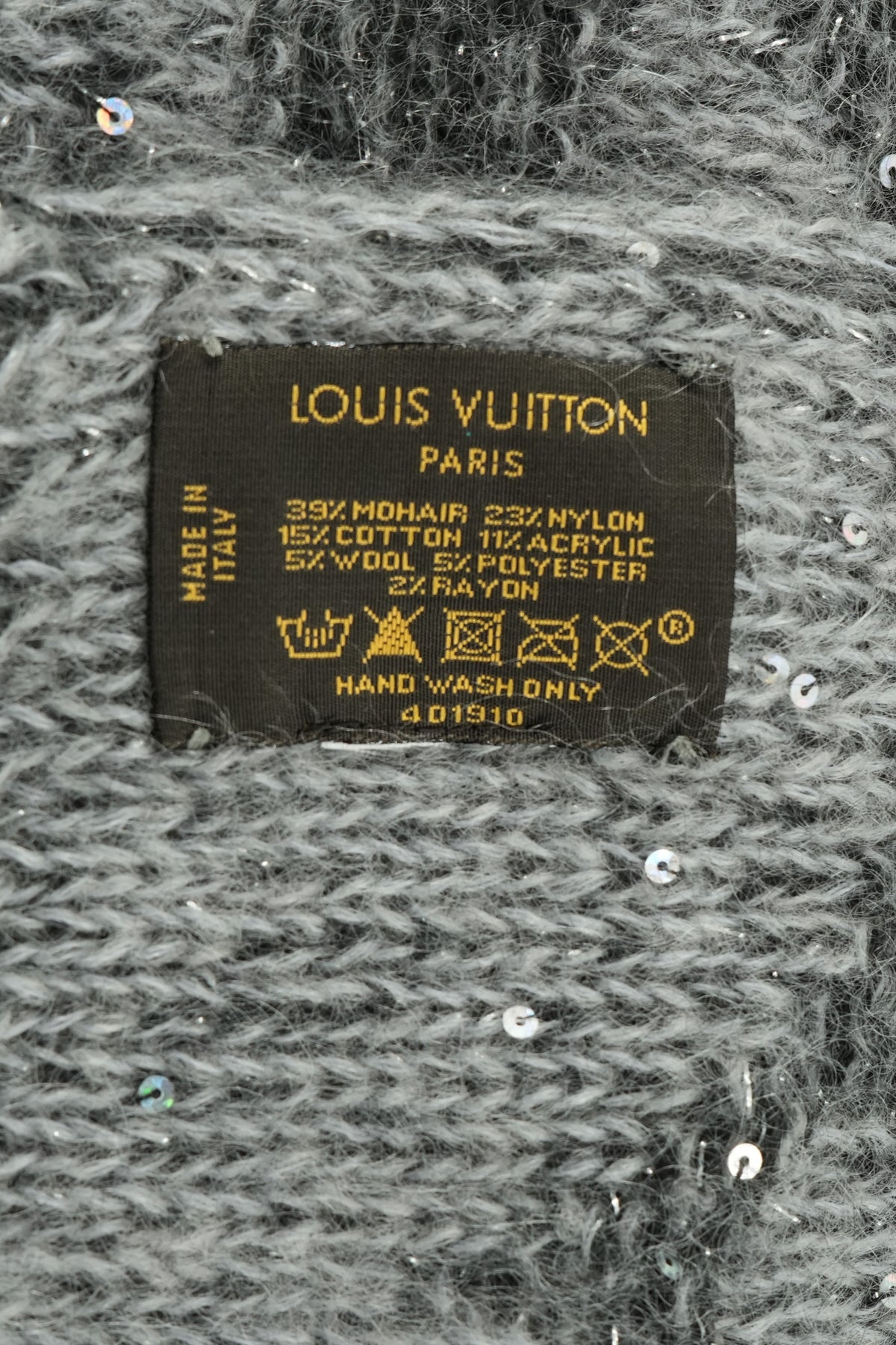 Louis Vuitton gray sparkle monogram scarf
