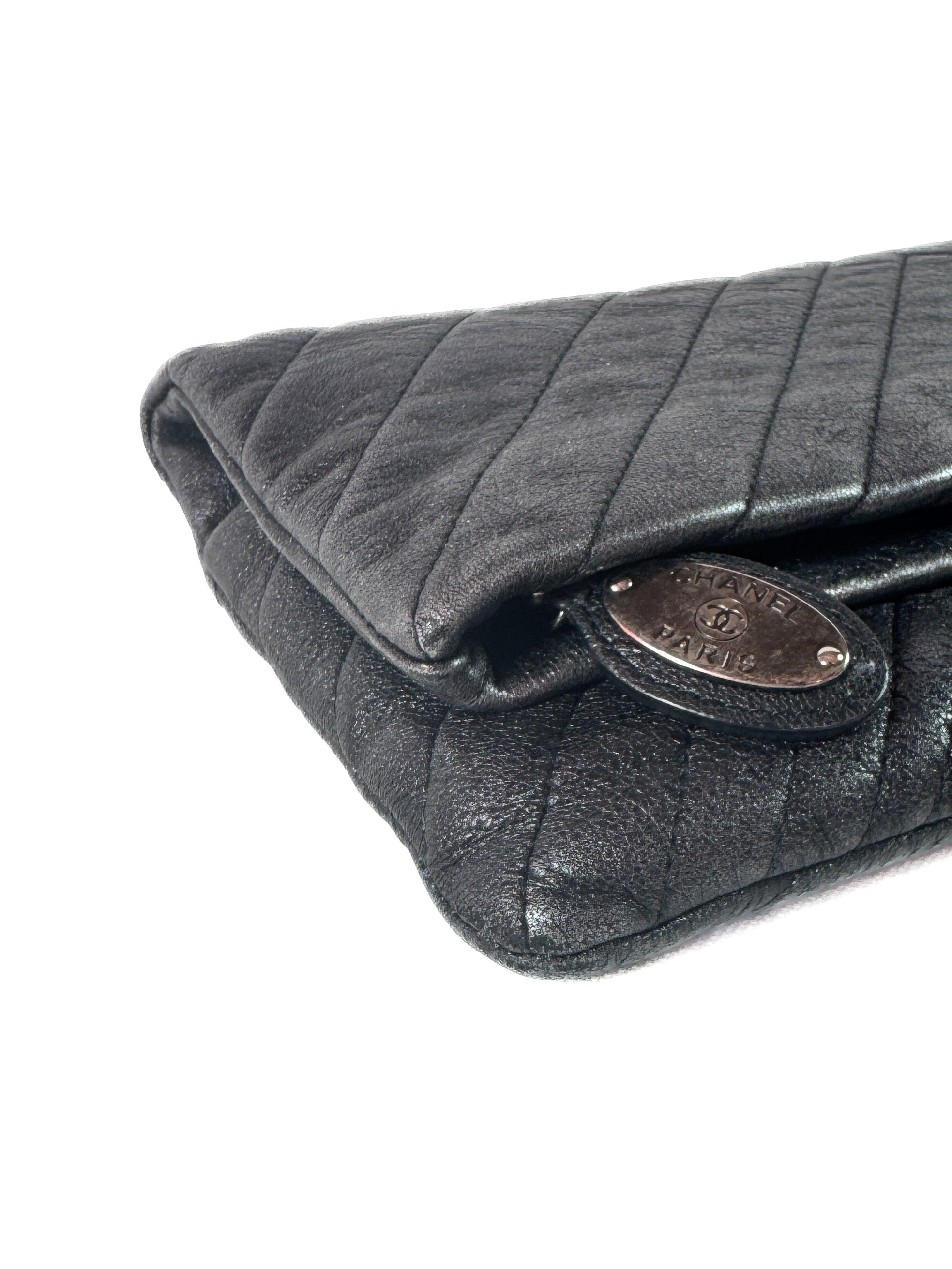 Chanel pewter chevron CC beauty clutch 21254464