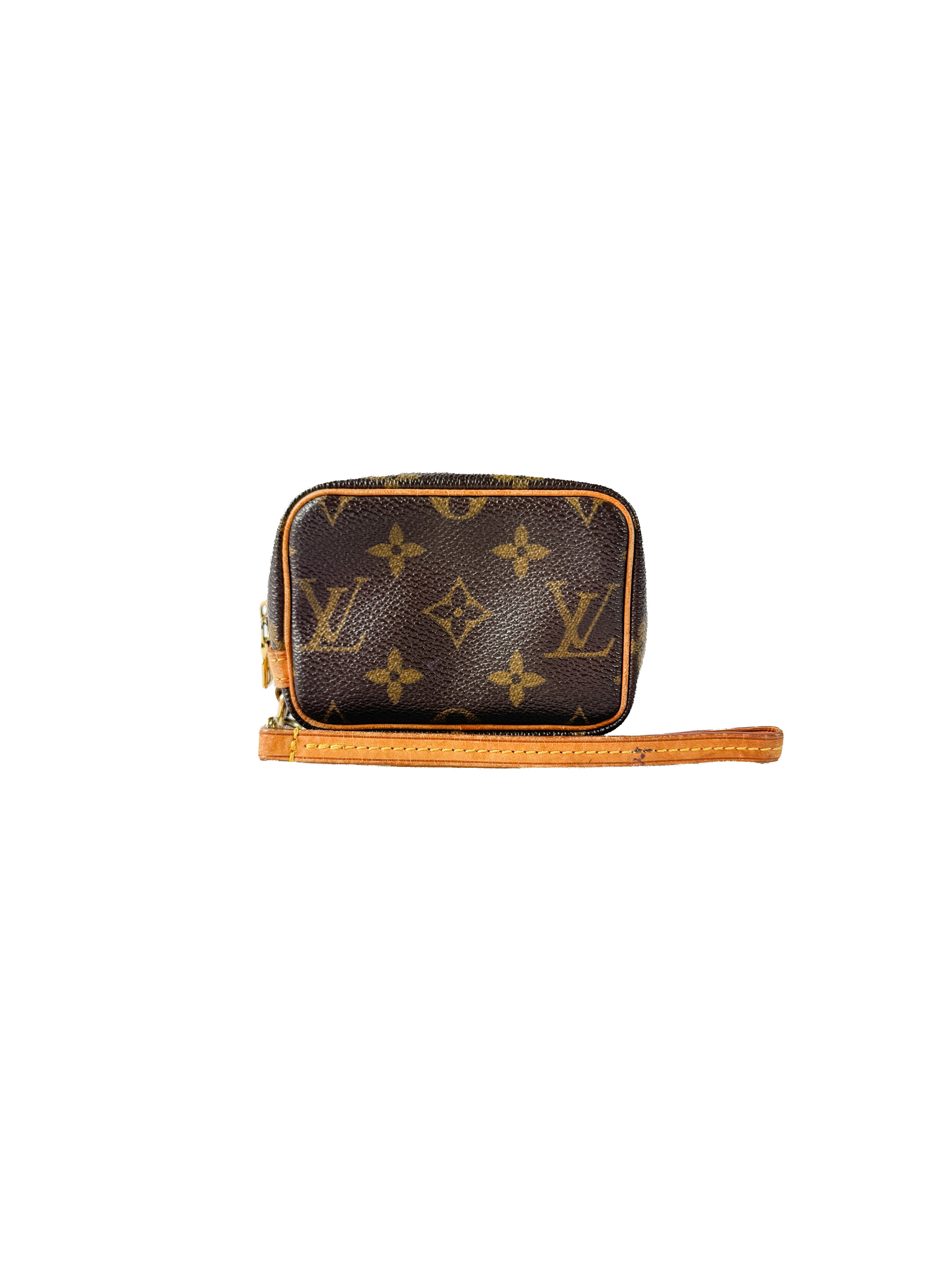 Louis Vuitton monogram Wapity FL1025