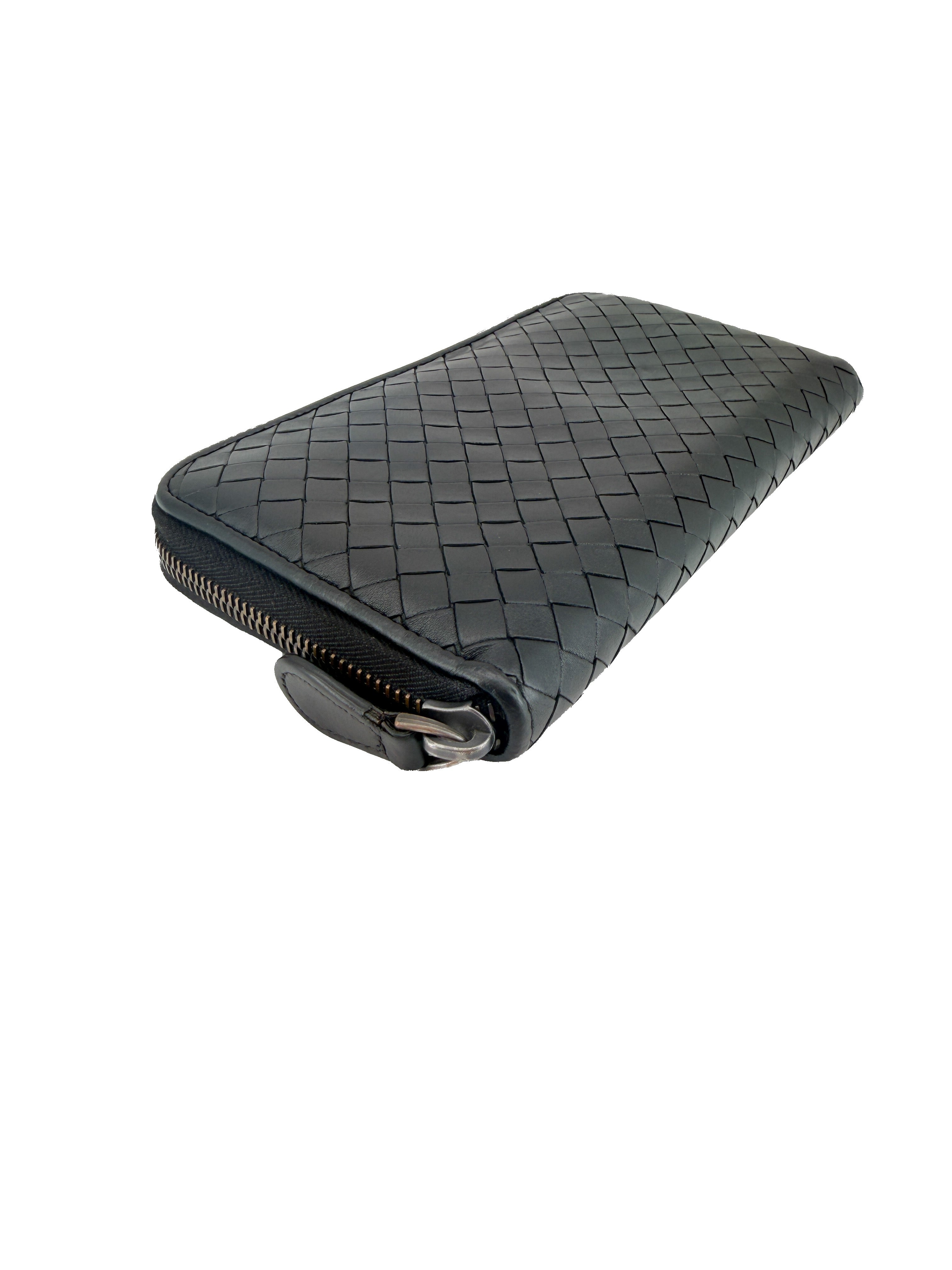 Bottega Veneta black Intrecciato zippy wallet B03196681G