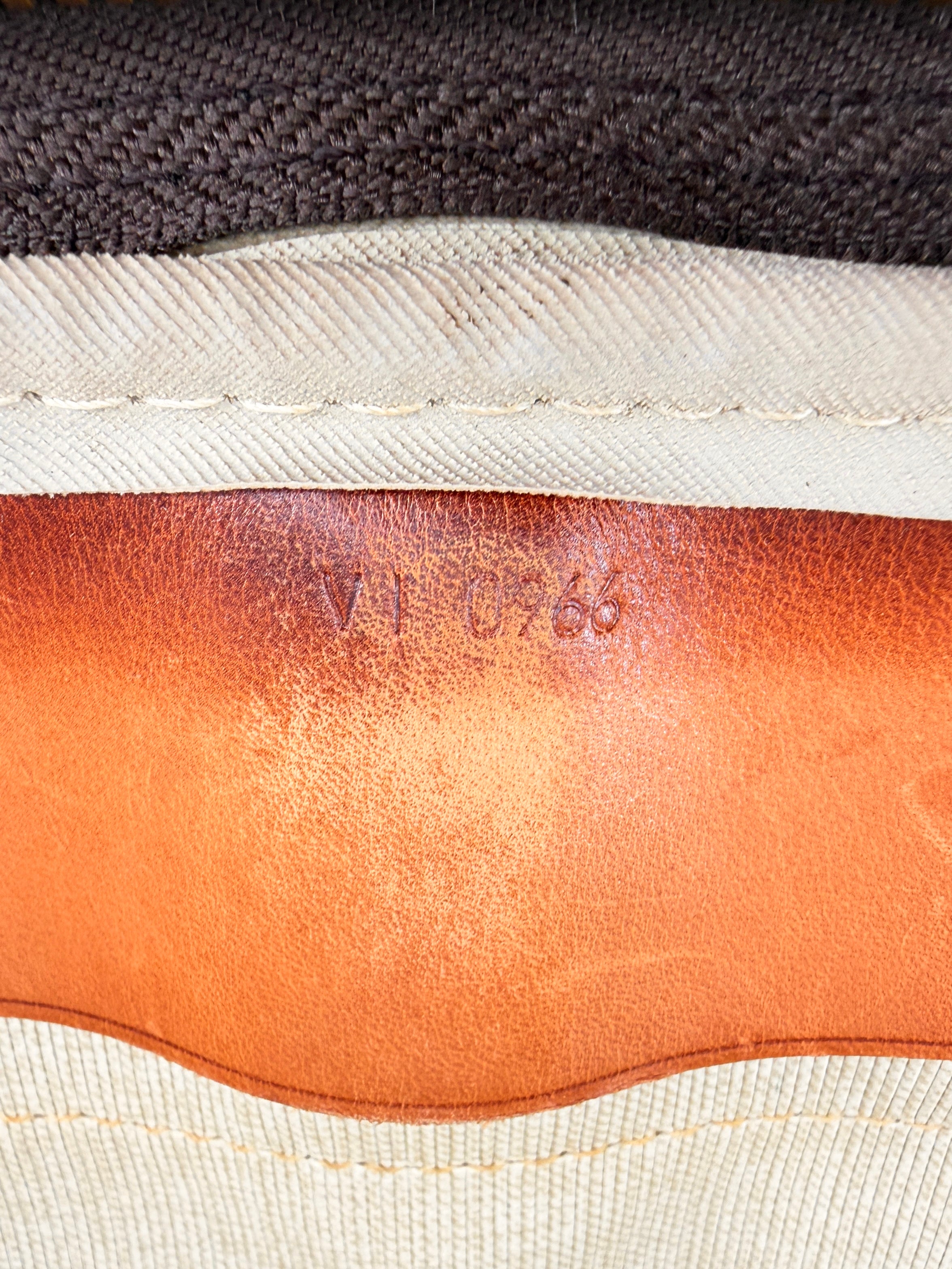 Louis Vuitton monogram Alize VI0966 *as is*