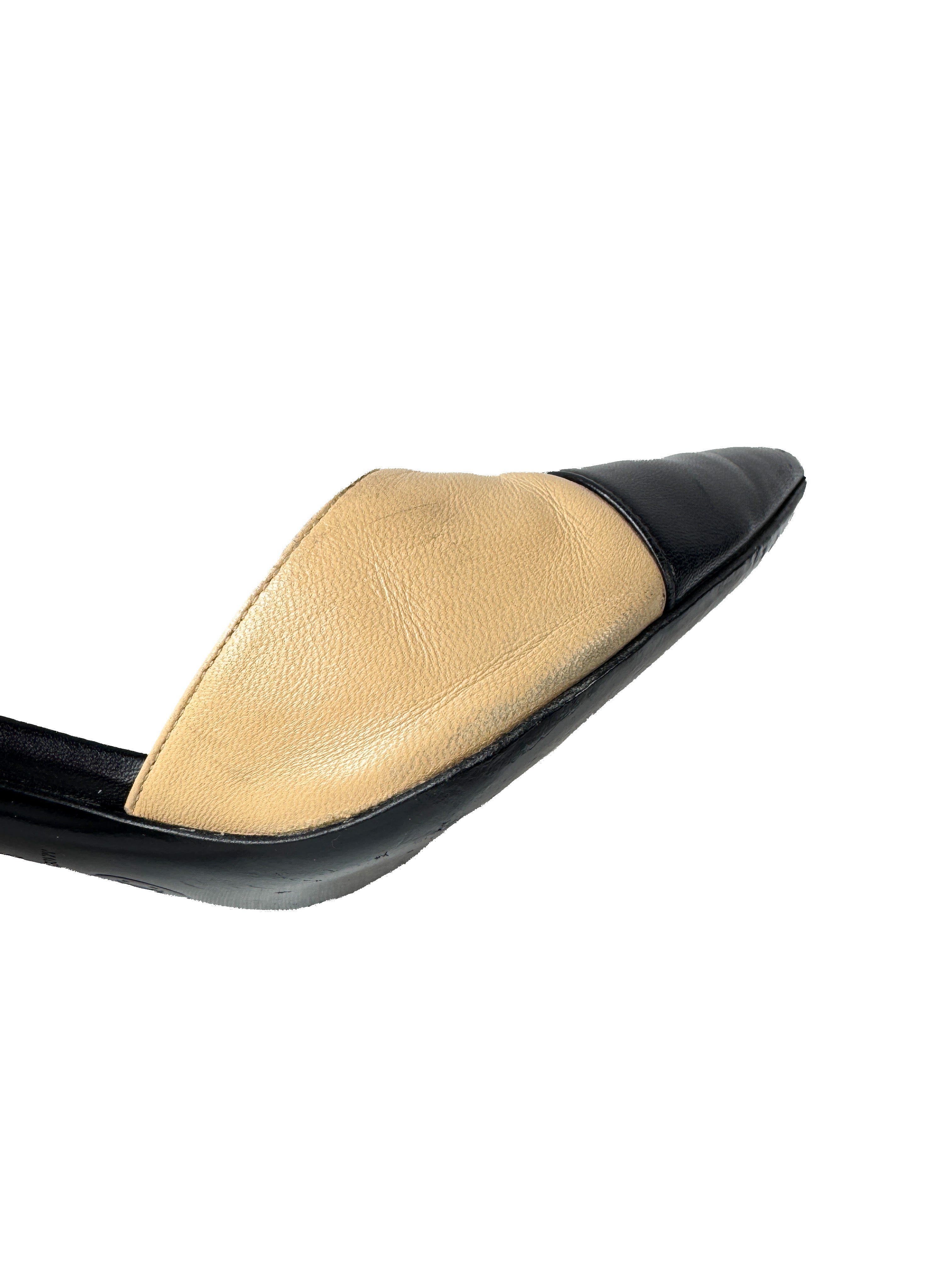 Chanel beige/black CC leather pumps size 38 (8) D G29184