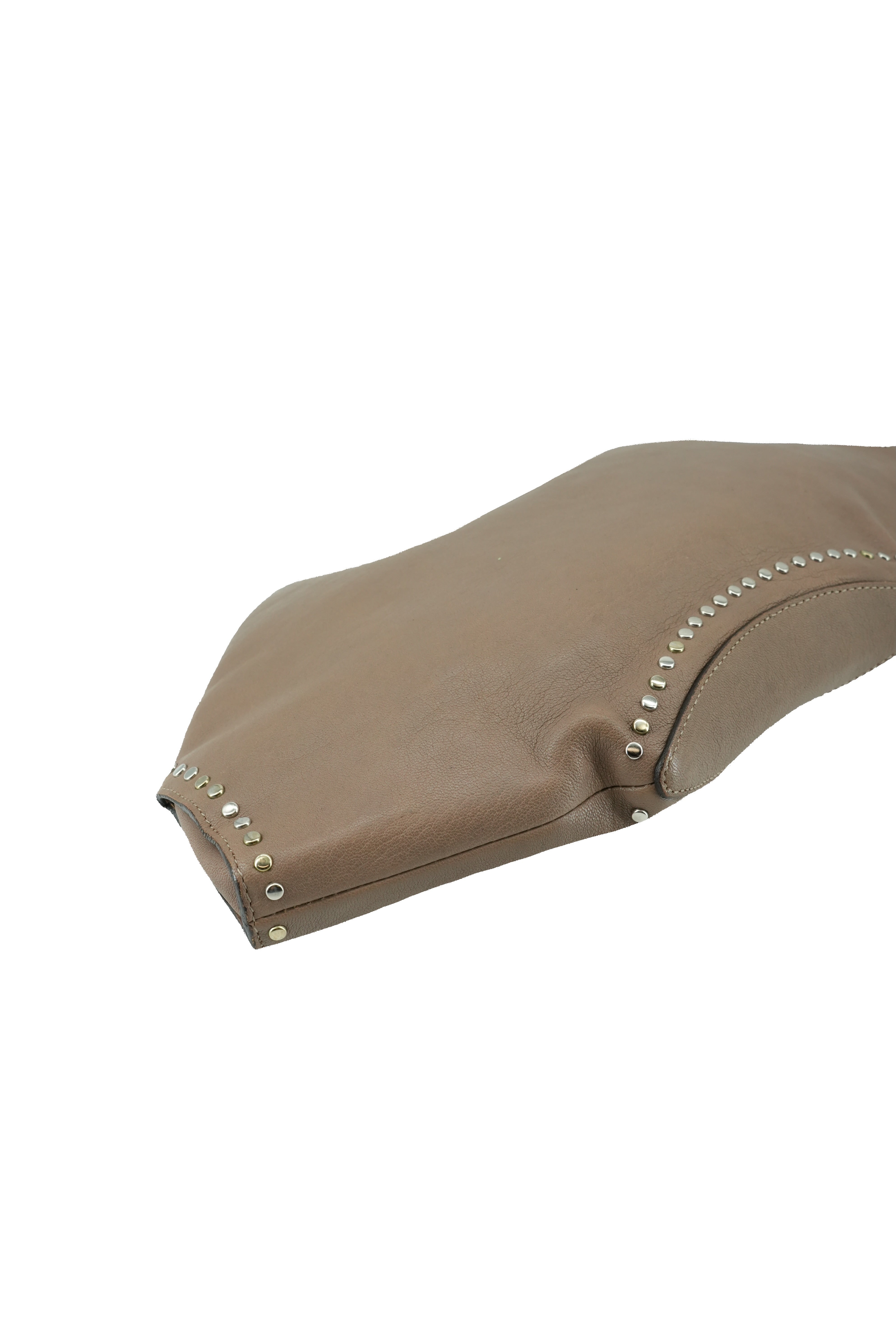 Alexander McQueen taupe leather De Manta clutch 240607-204991