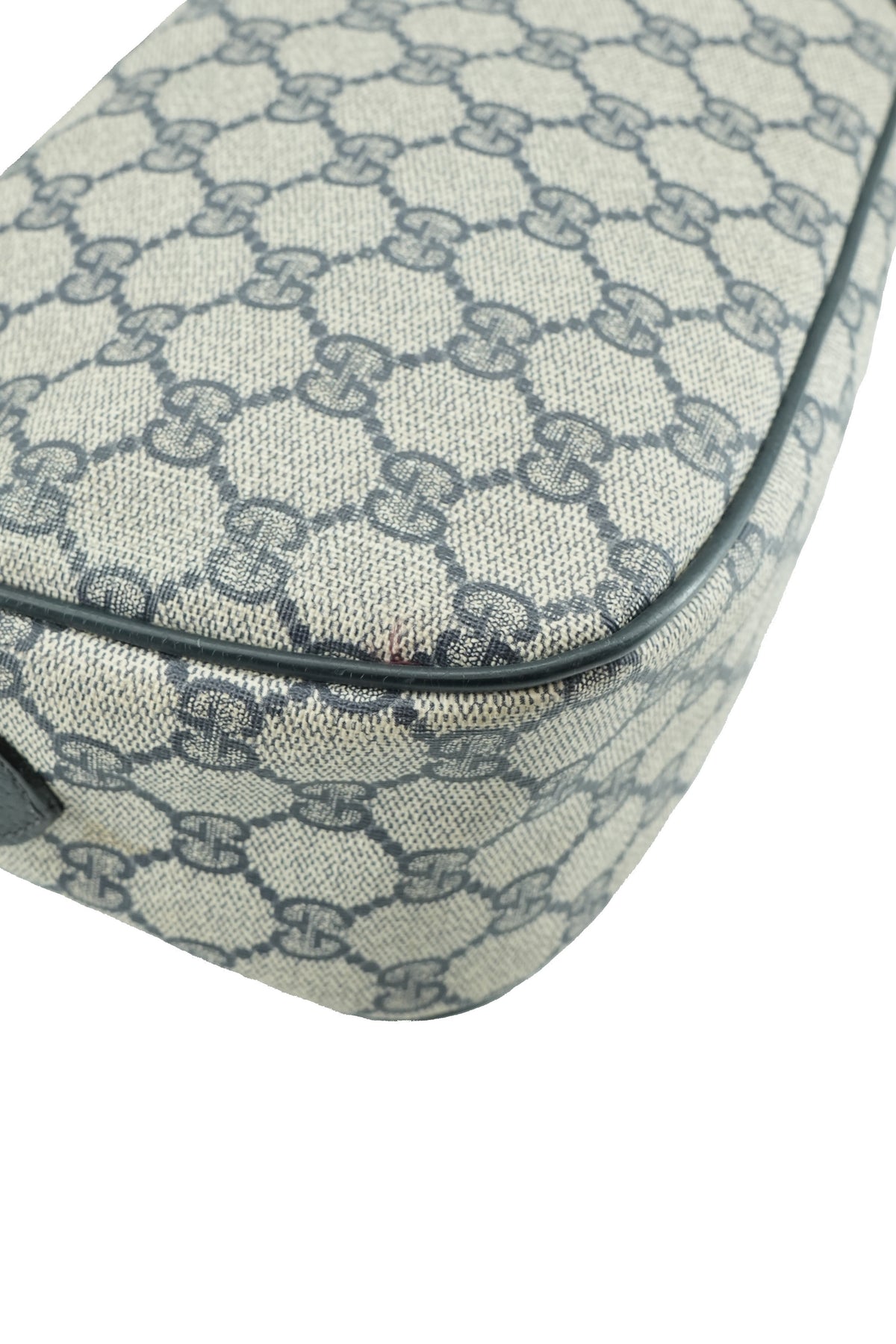 Gucci navy vintage sherry line crossbody 89-02-032