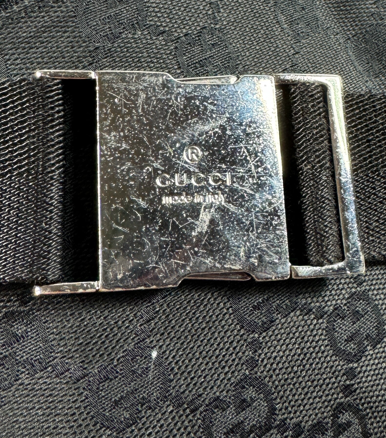 Gucci black signature vintage belt bag