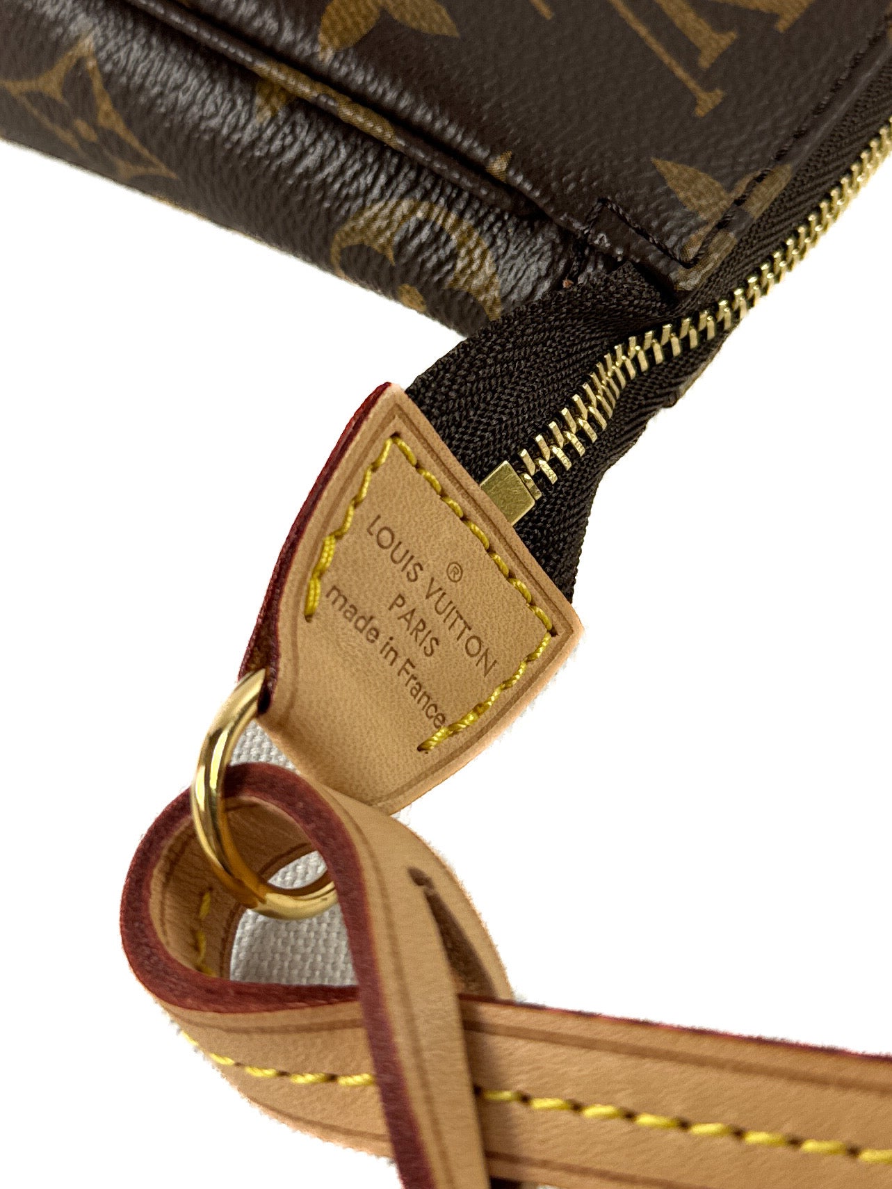 Louis Vuitton monogram pochette accessories NM (microchipped)