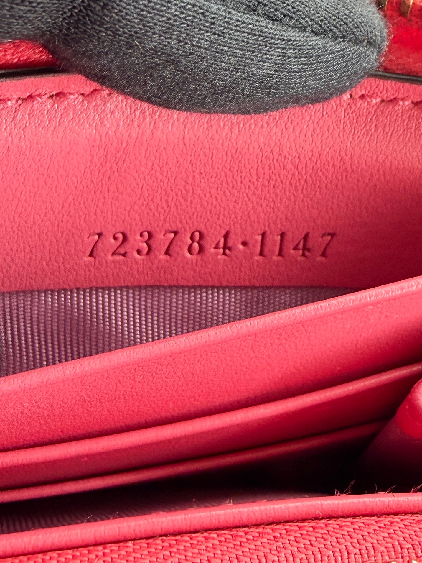 Gucci hot pink Marmont Matelassé ZA wallet 723784-1147 BOX