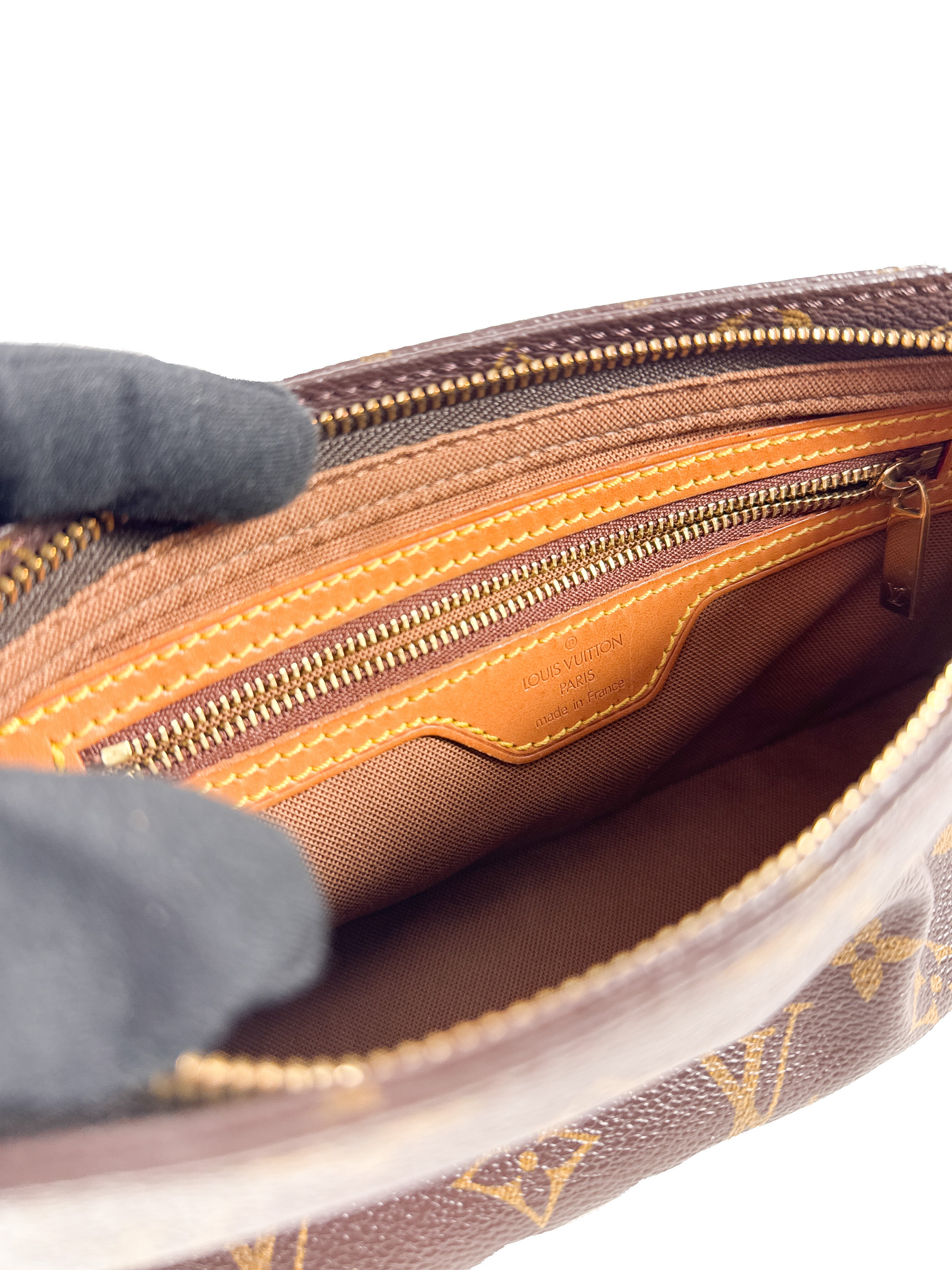 Louis Vuitton monogram Trotteur AR1020