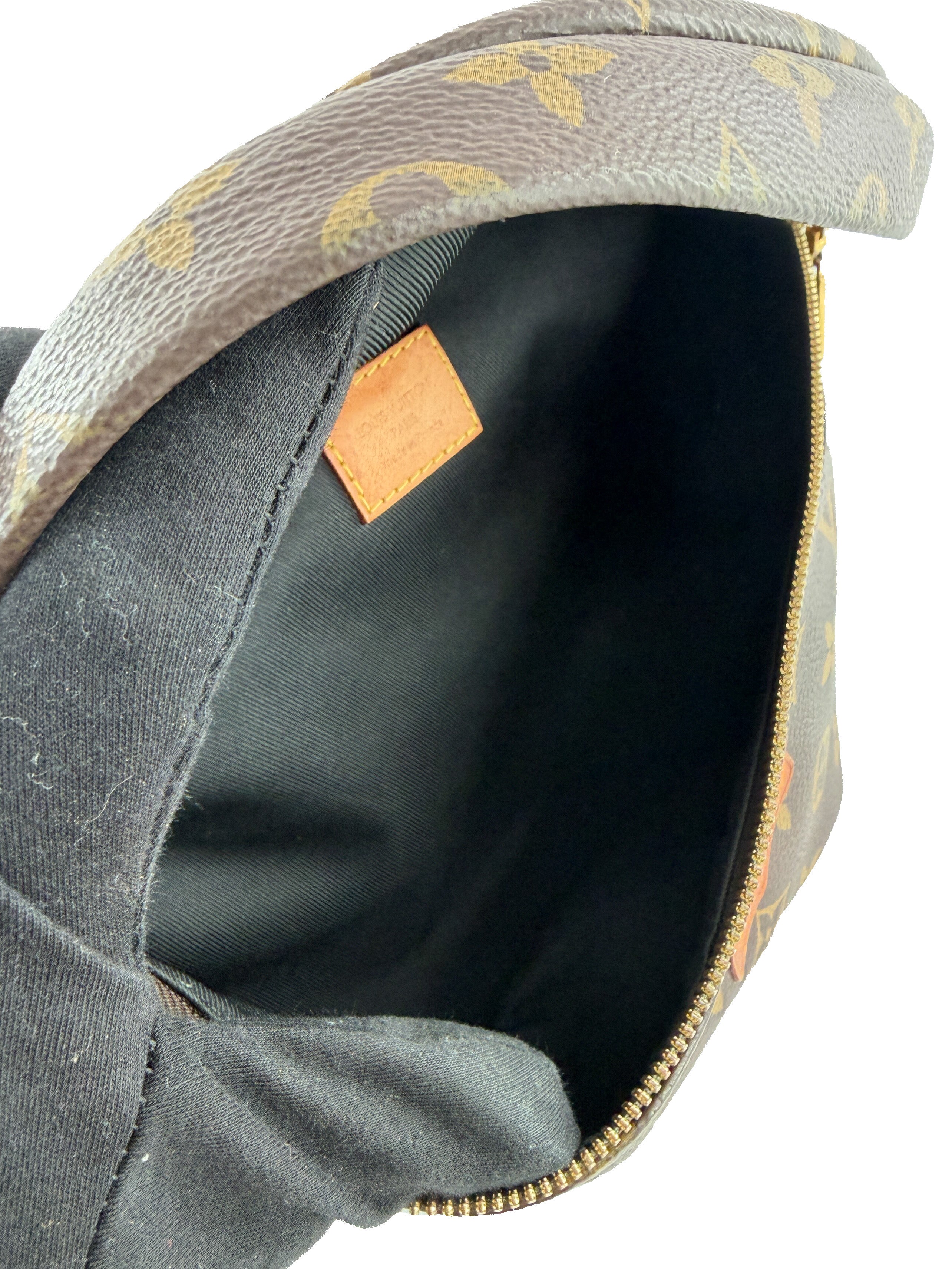 Louis Vuitton Bum Bag Monogram Canvas MI3108