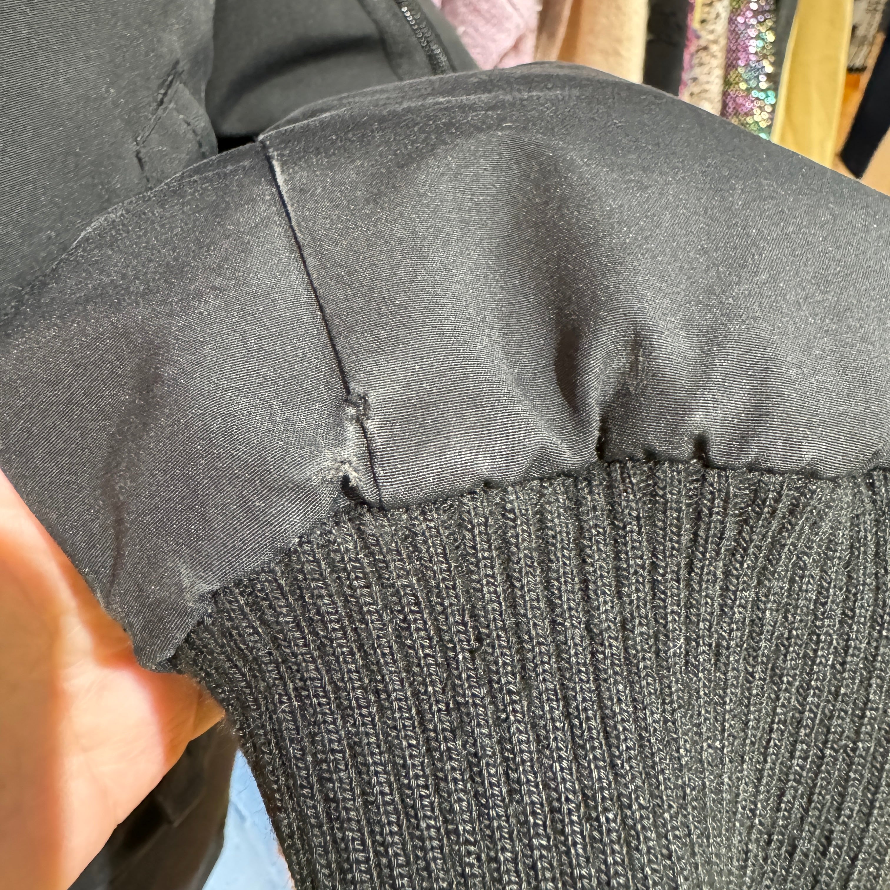 Canada Goose black Chilliwack bomber Heritage jacket size M retail $1575 **as is**