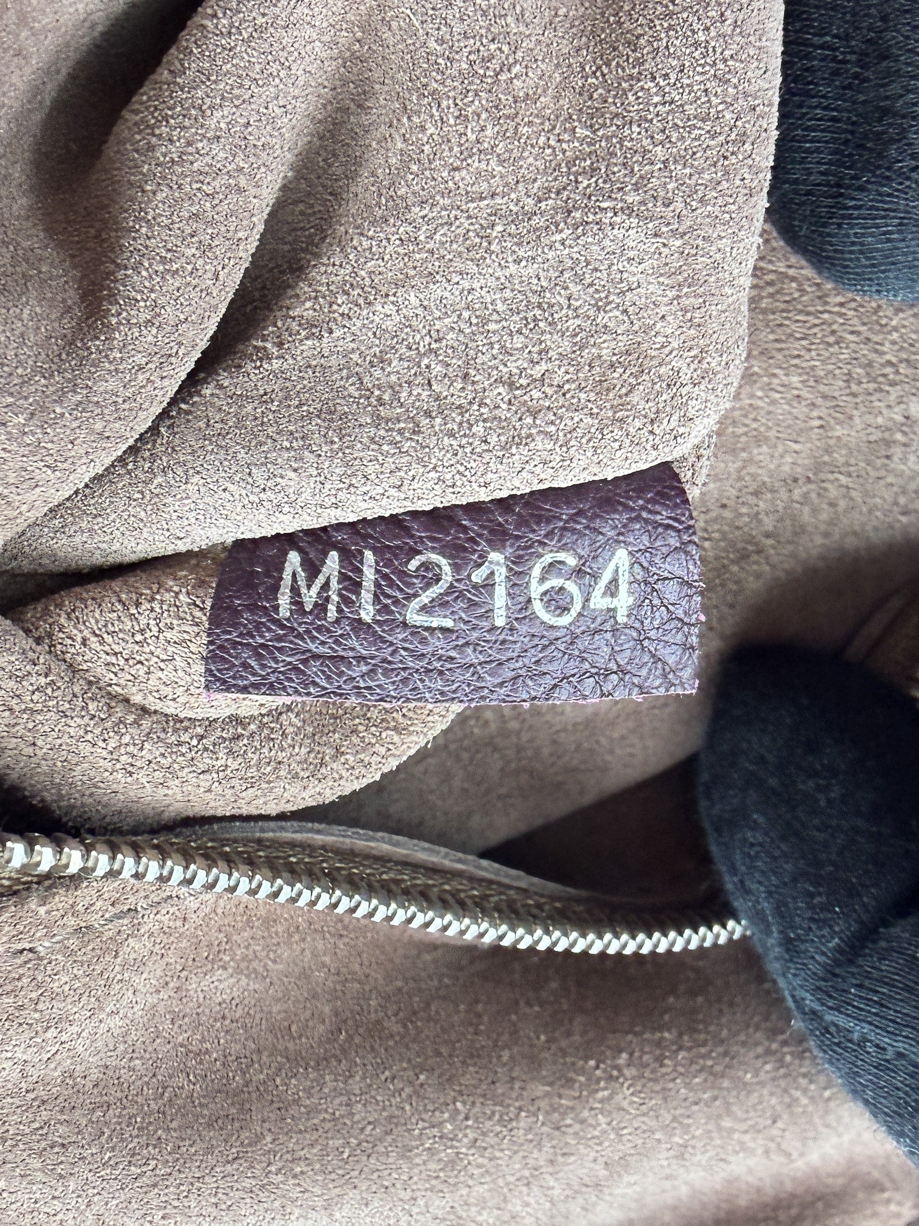 Louis Vuitton dark purple Cachemire leather Soft Lockit MM MI2164