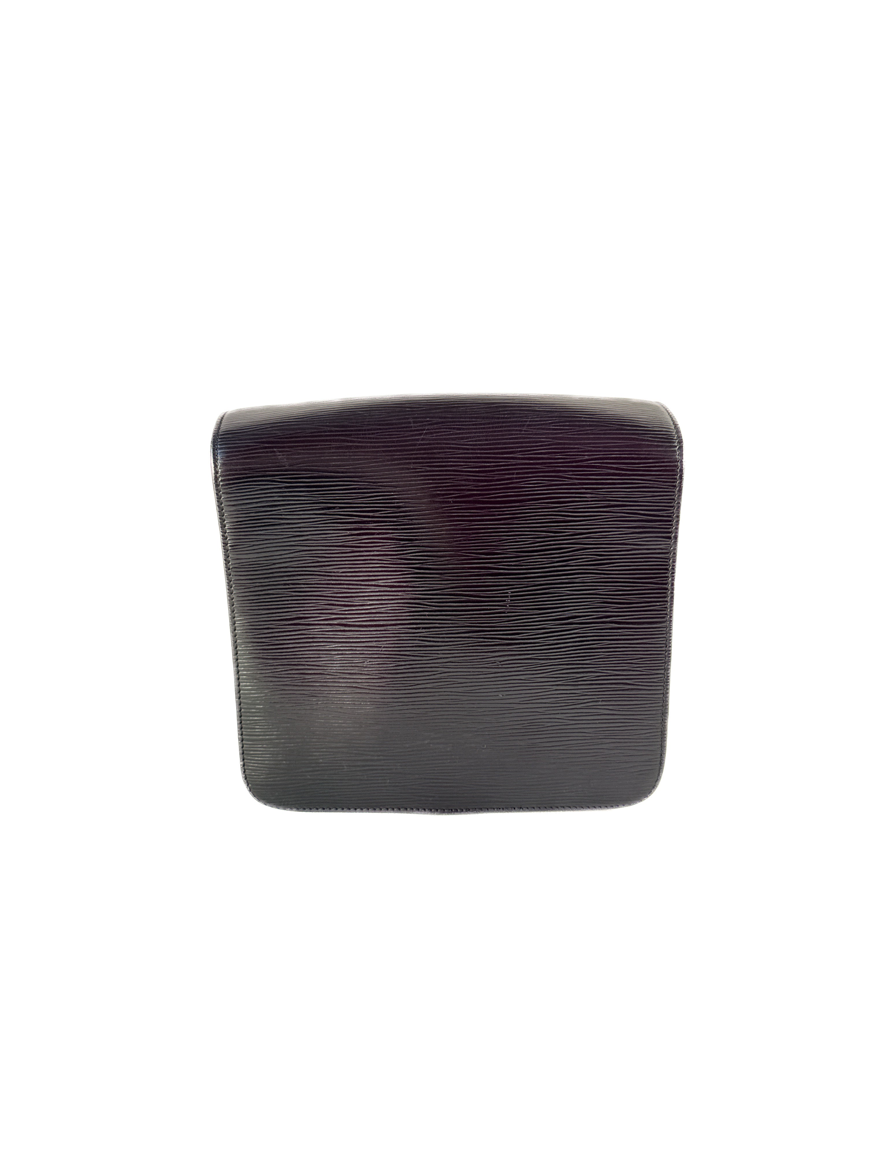 Louis Vuitton black epi Cartouchiere MM MI8901