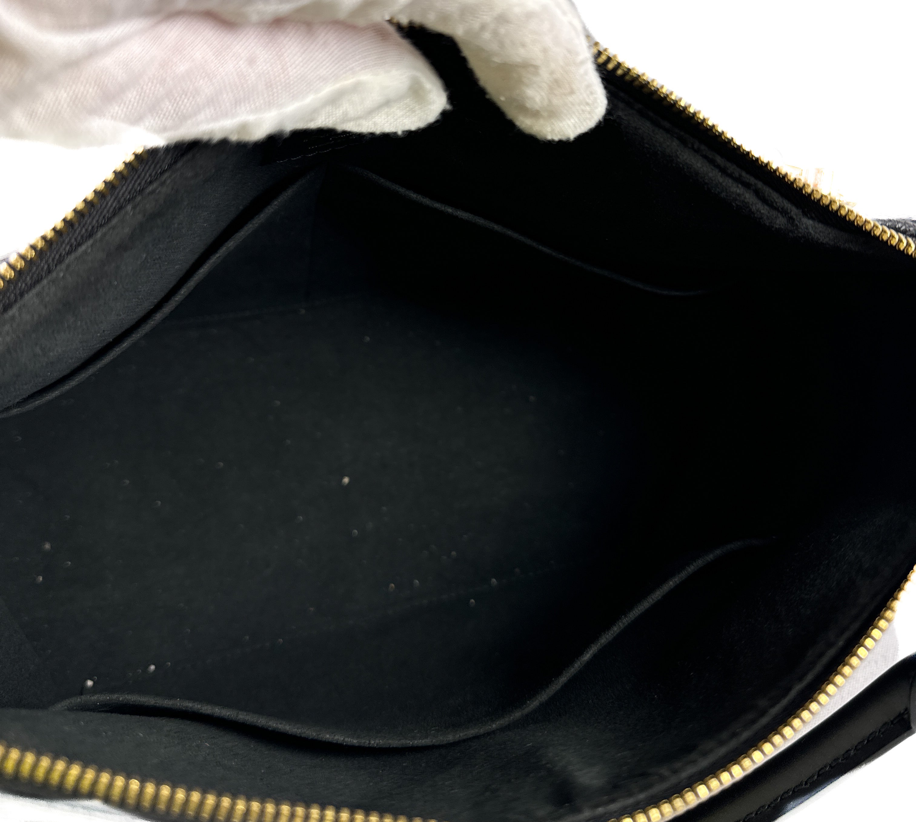 Louis Vuitton black Empreinte monogram V tote MM CA1129 retail $2990