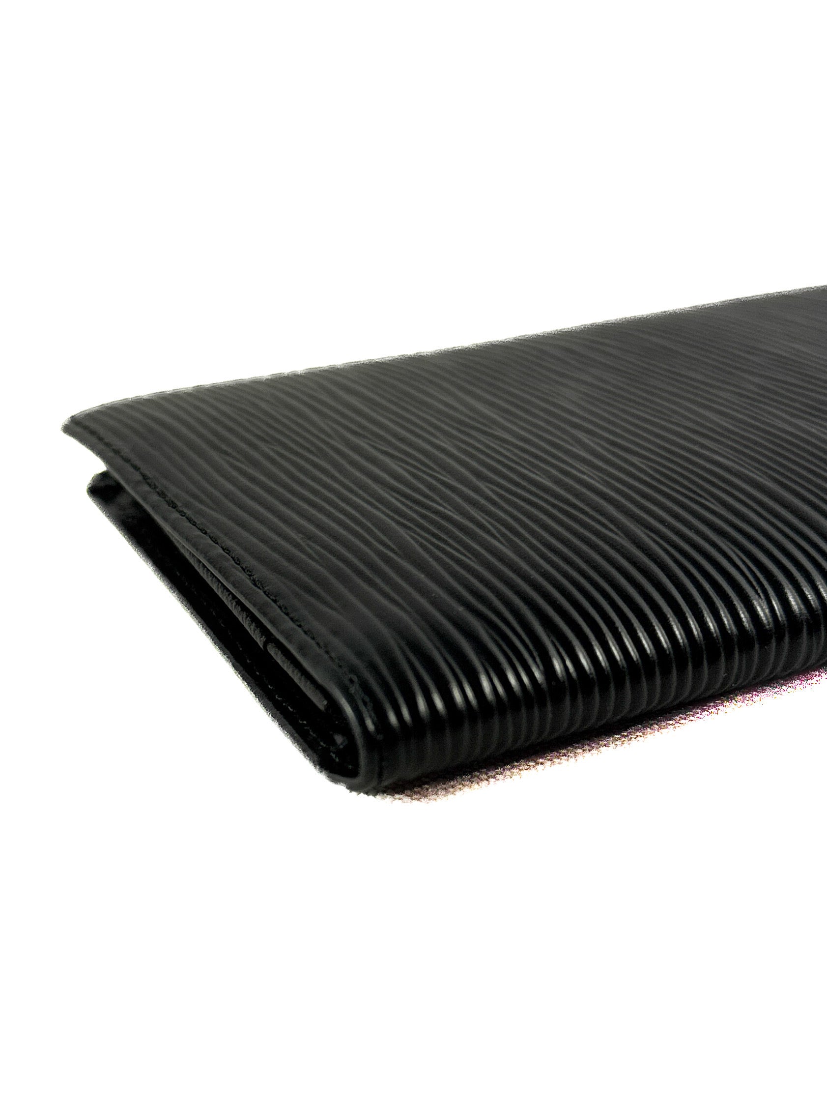 Louis Vuitton black Epi brazza slim wallet CA0041