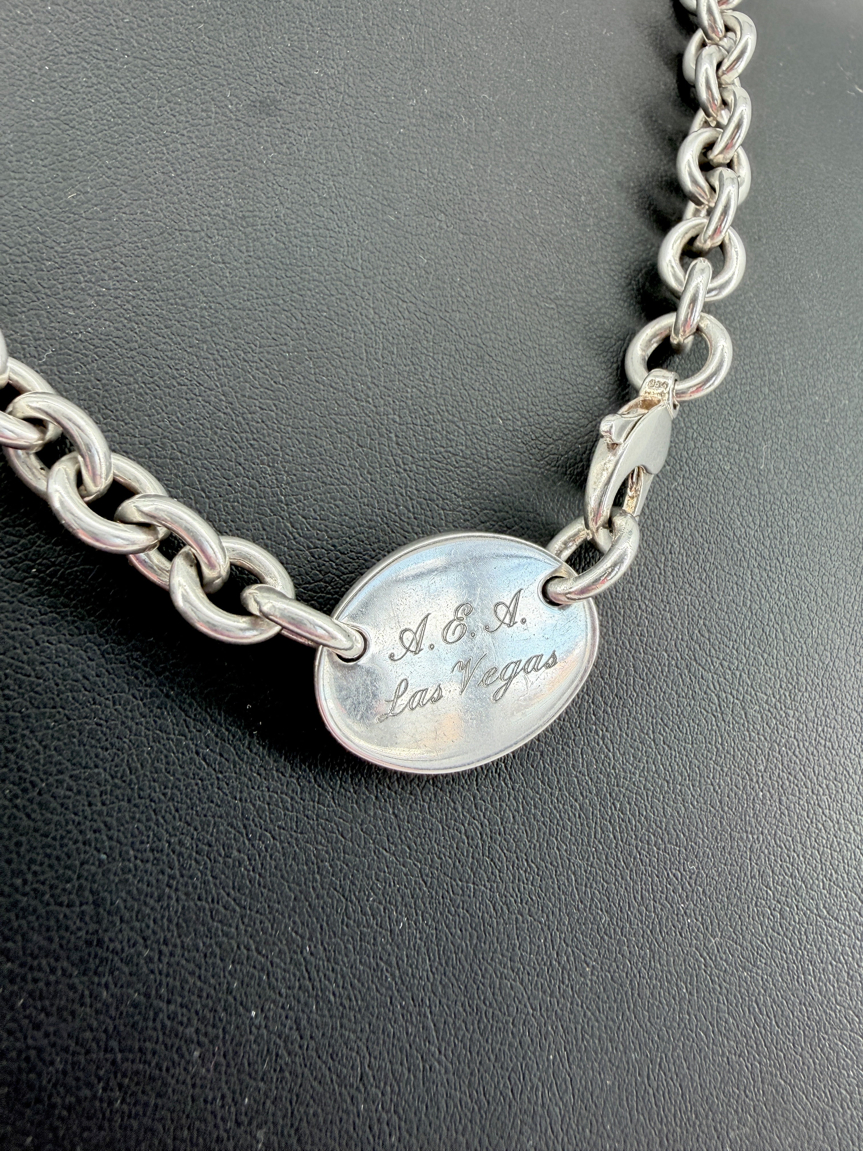 Tiffany & Co sterling silver oval return to necklace