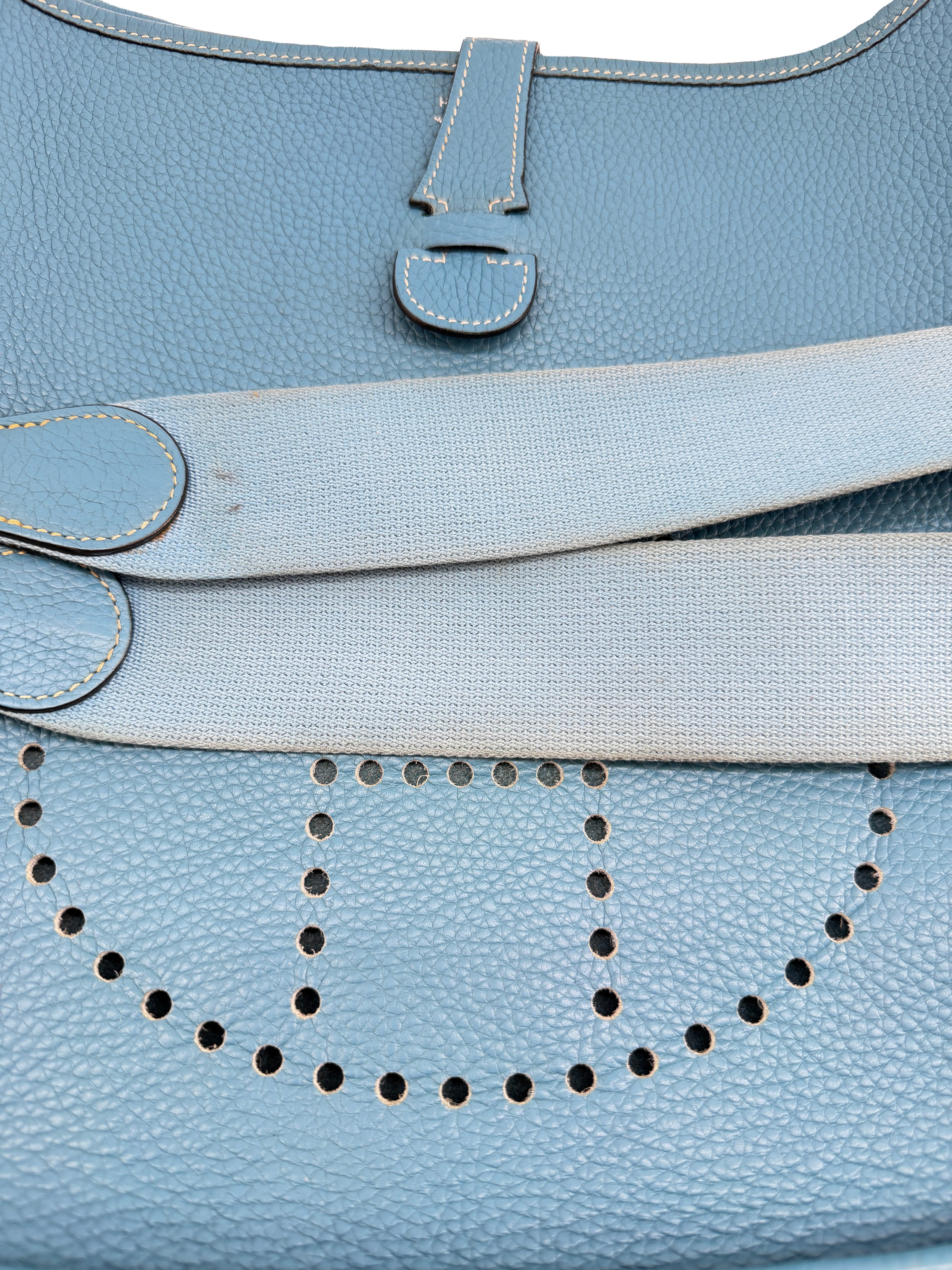 Hermès blue jean Evelyne 1 PM square J