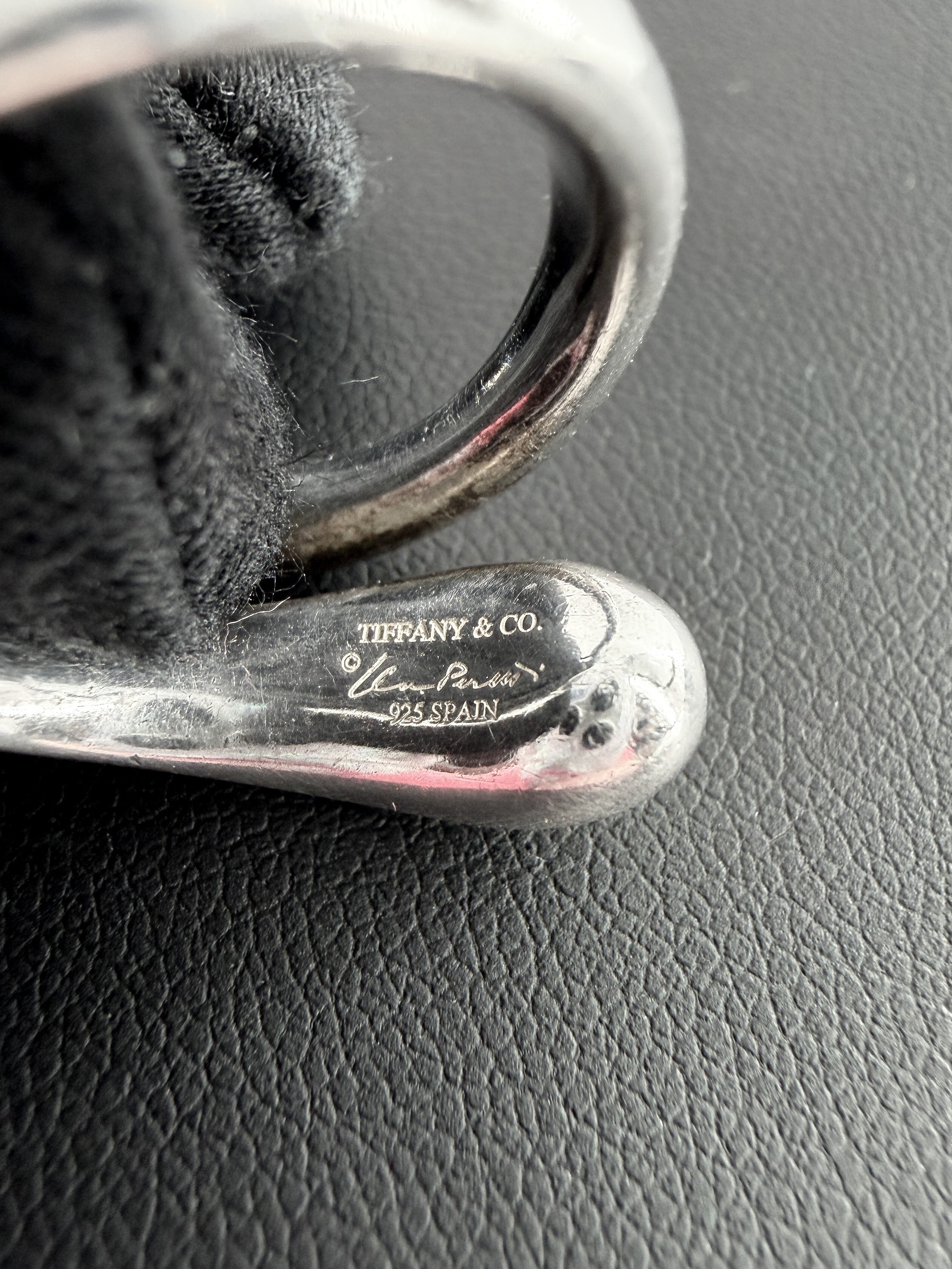 Tiffany & Co Elsa Peretti sterling silver teardrop ring