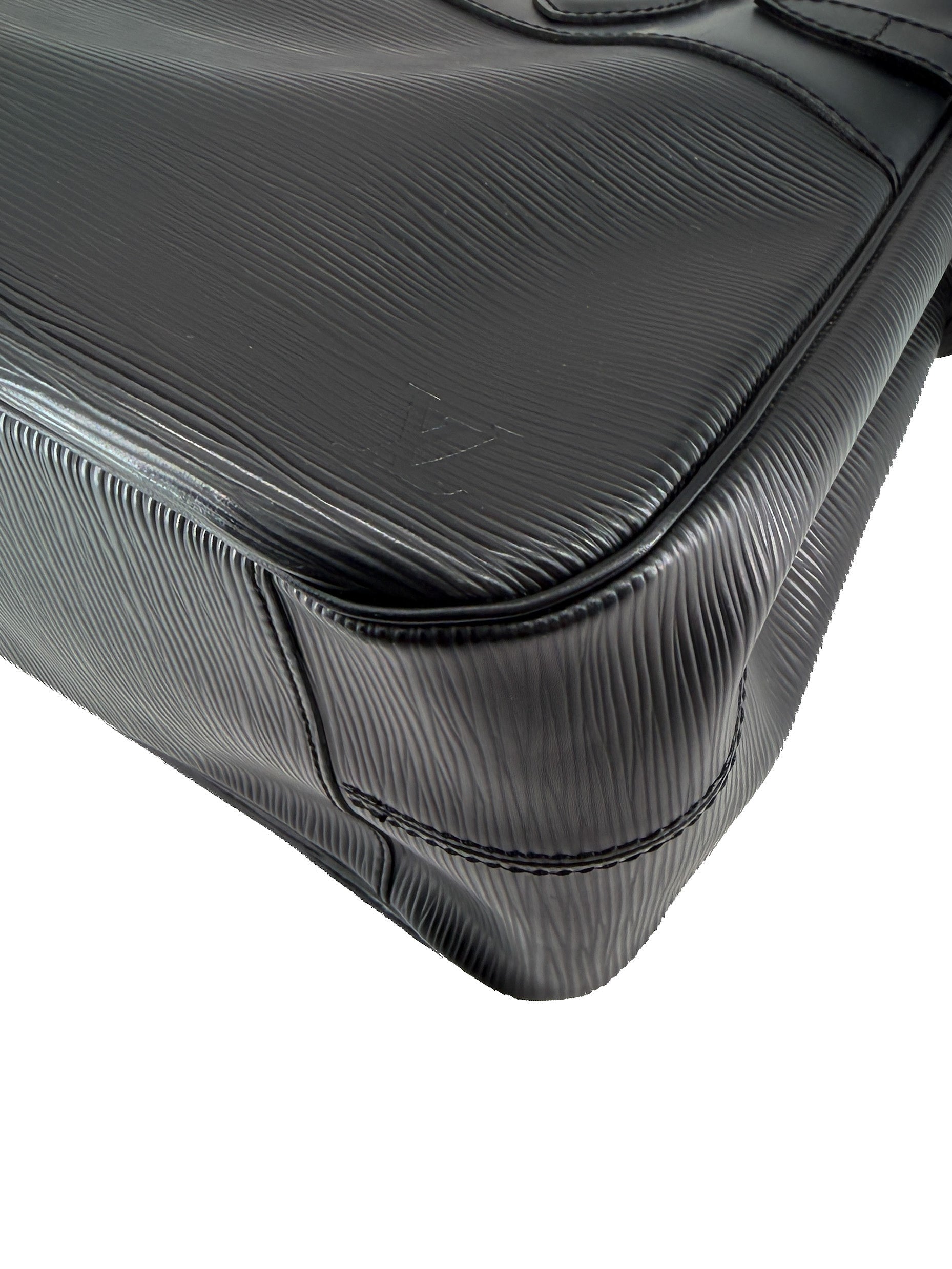 Louis Vuitton black epi leather Passy PM