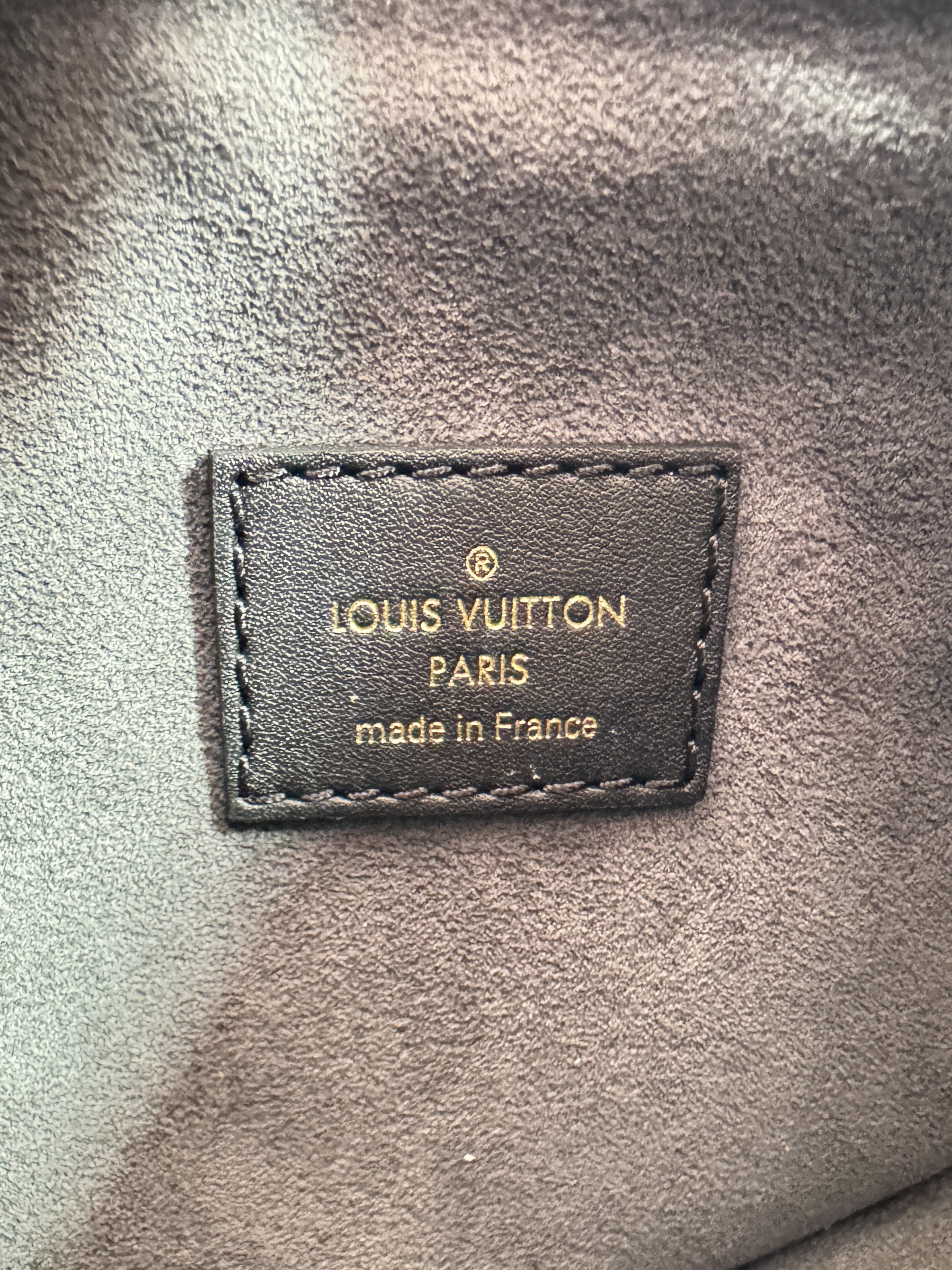 Louis Vuitton calfskin embossed monogram Loop black NFC